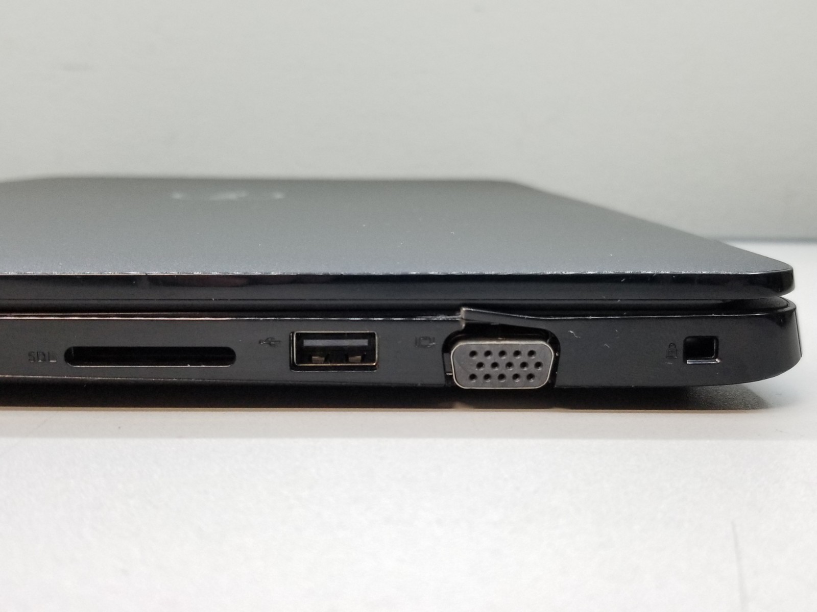 Dell Latitude 3400 14″ FHD i5-8265U 1.6GHz 8GB RAM 256GB NVMe Win 11 Pro WiFi BT