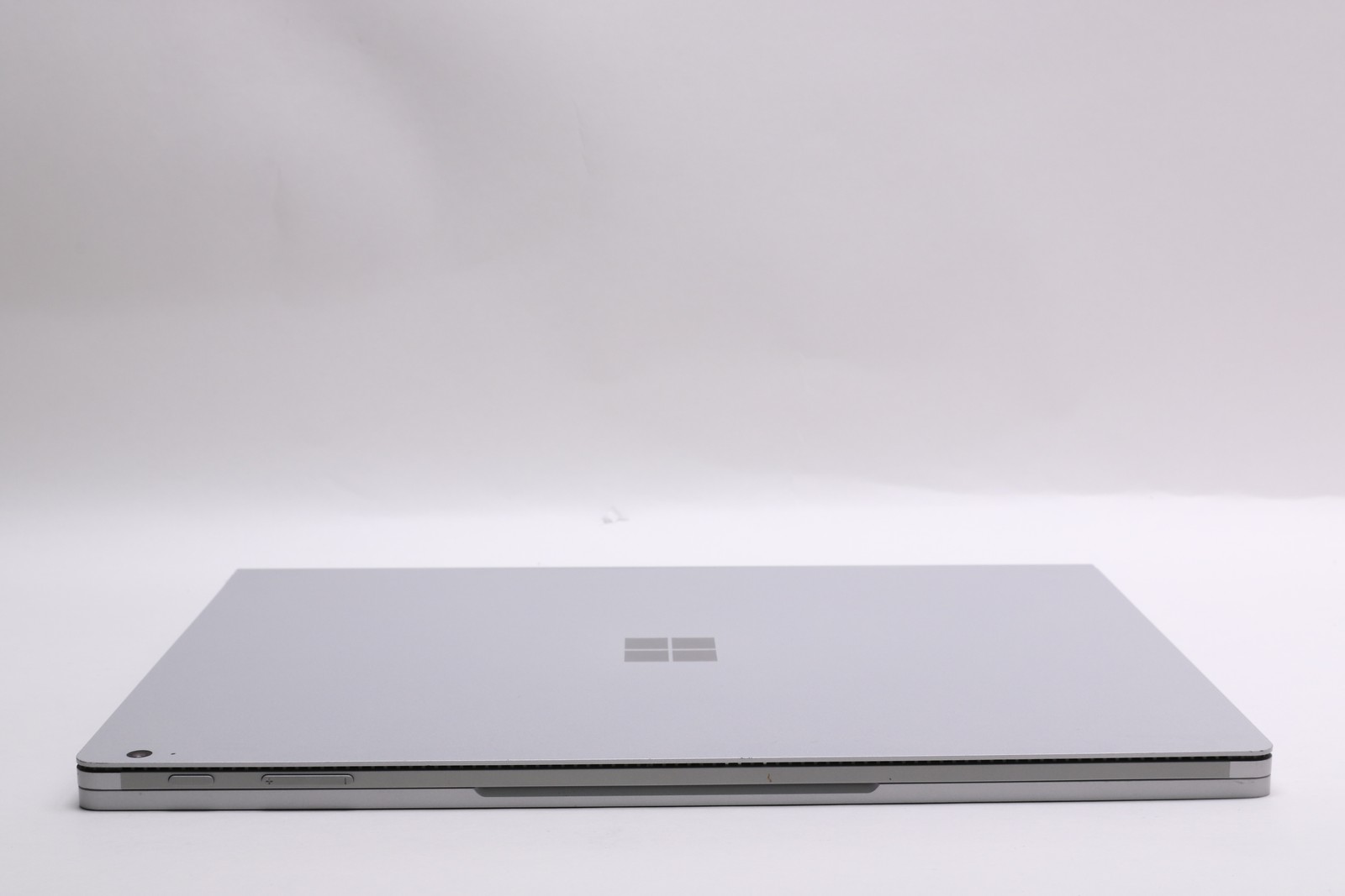 13.5″ Microsoft Surface Book 3, i5-1035G7, 8GB, 256GB SSD, Touchscreen