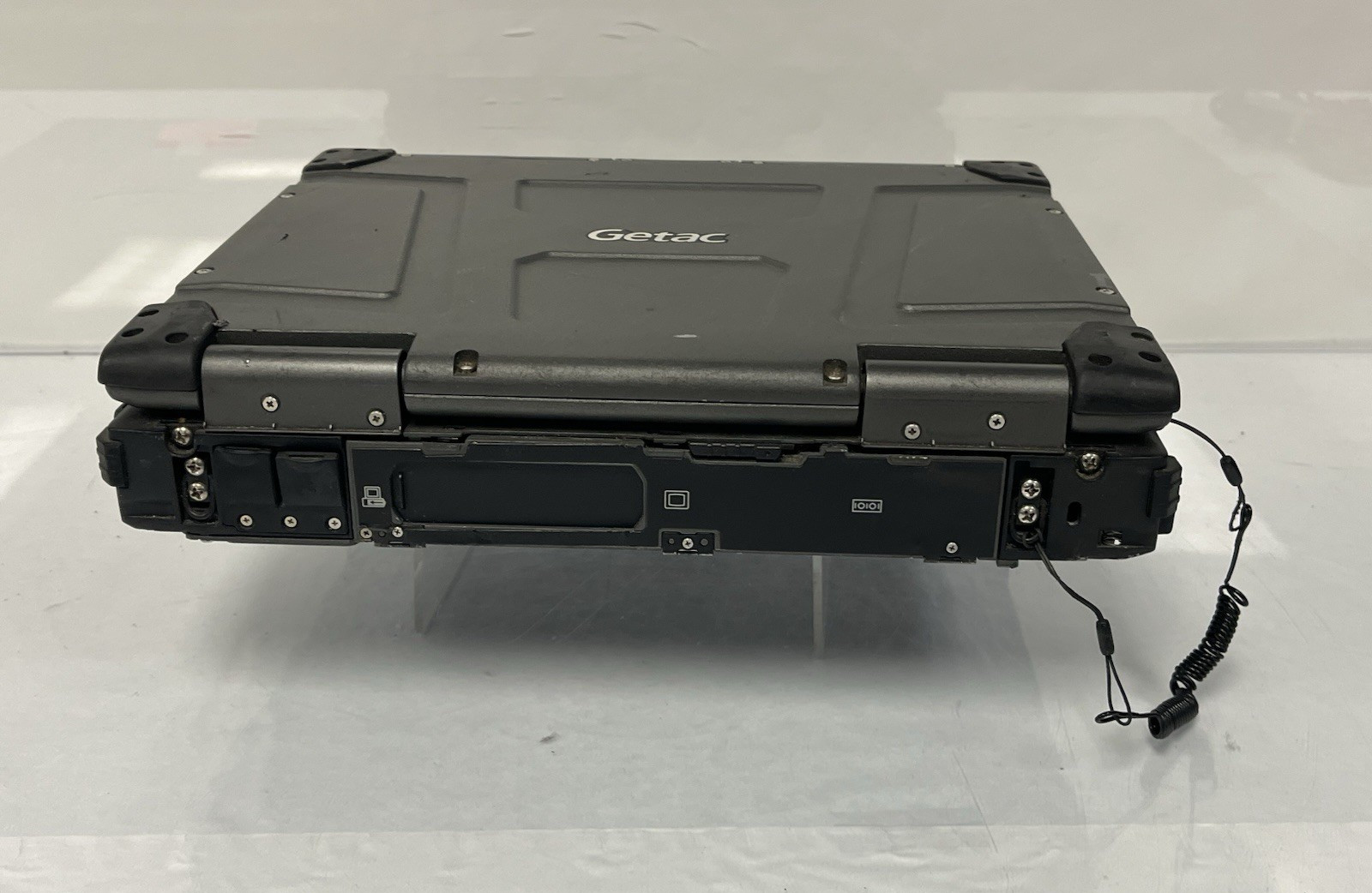 Getac B300 G5 Rugged Touch 13.3″ i5-4300M 2.60GHz 4GB Ram 128GB SSD 14869 Hours