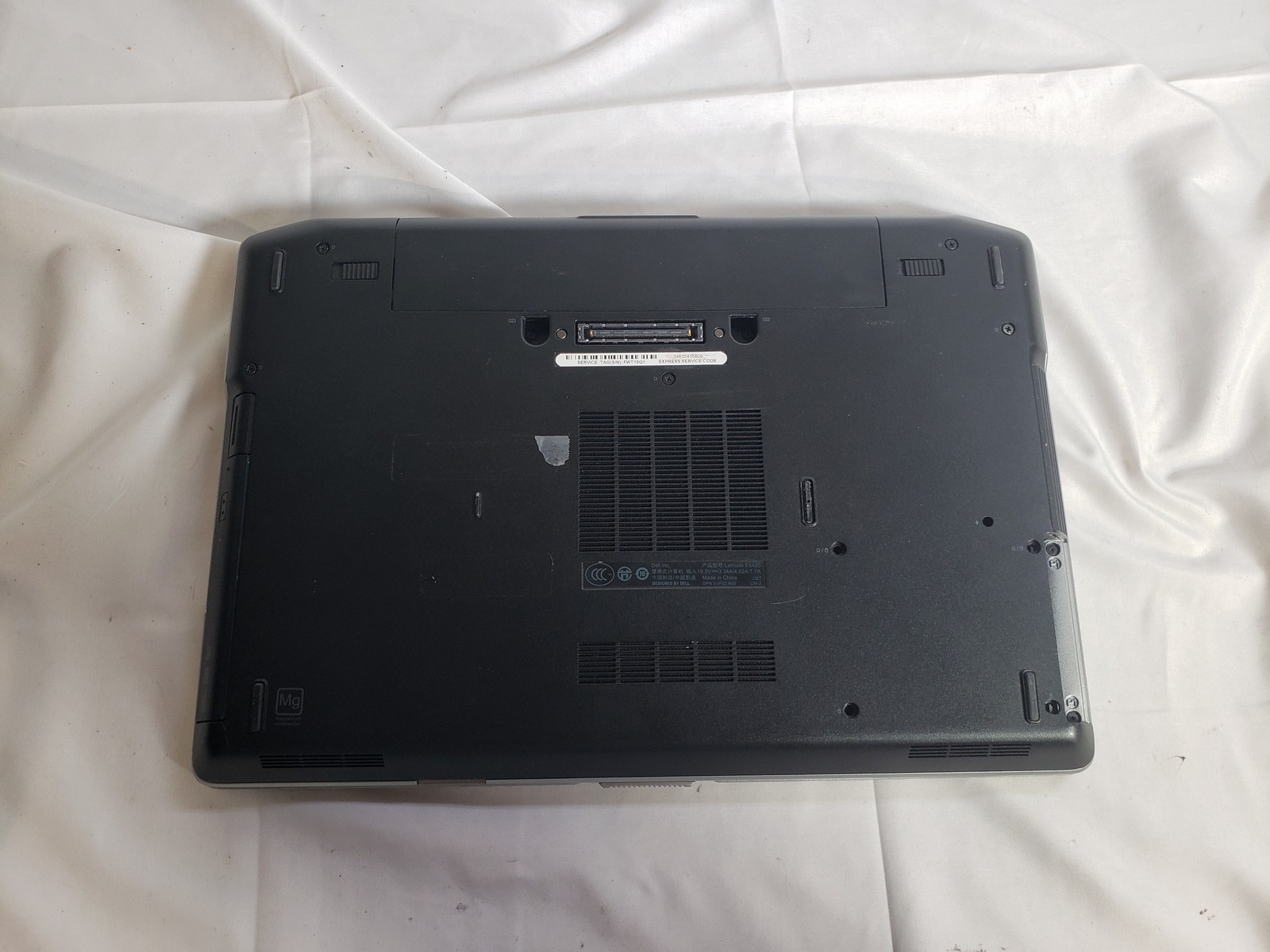 Dell Latitude E6420 i5-2410M 4GB No Drive 14″ Laptop