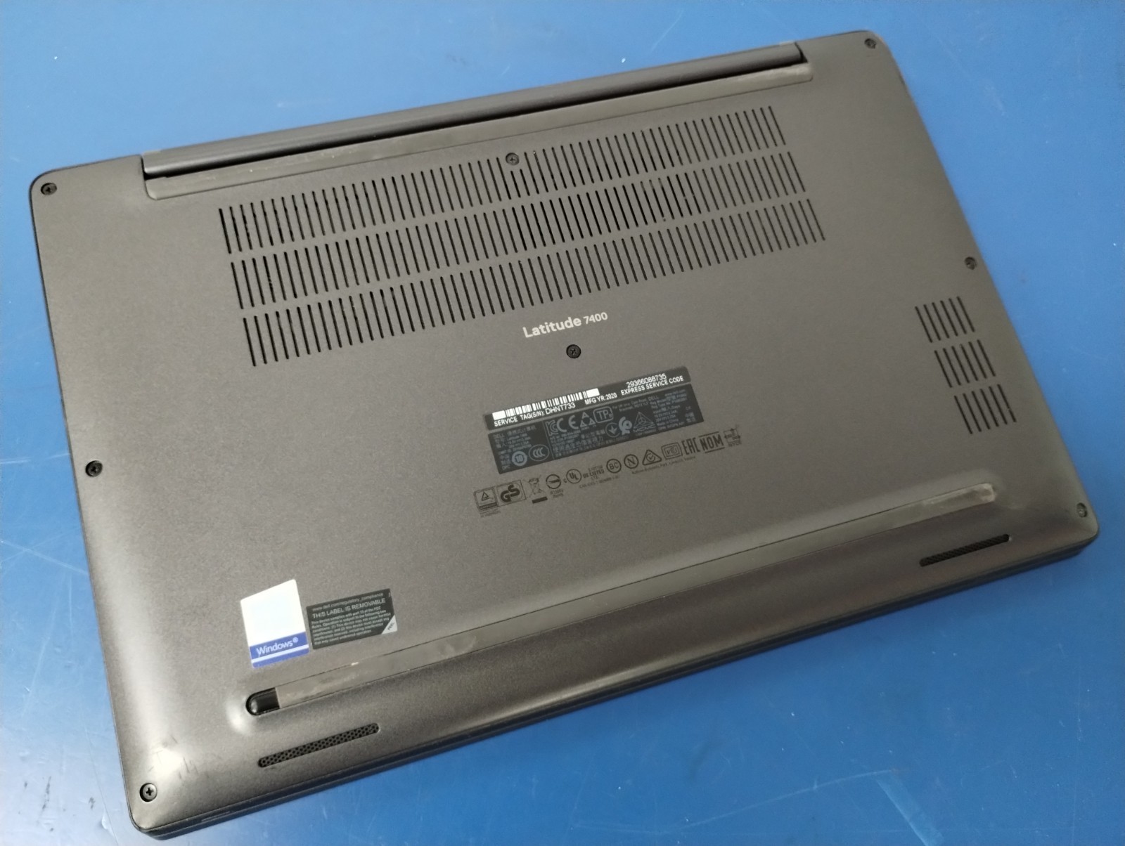 DELL LATITUDE 7400, Intel Core i7-8665U, 1.90 GHz, 20 GB RAM, 256 GB M.2