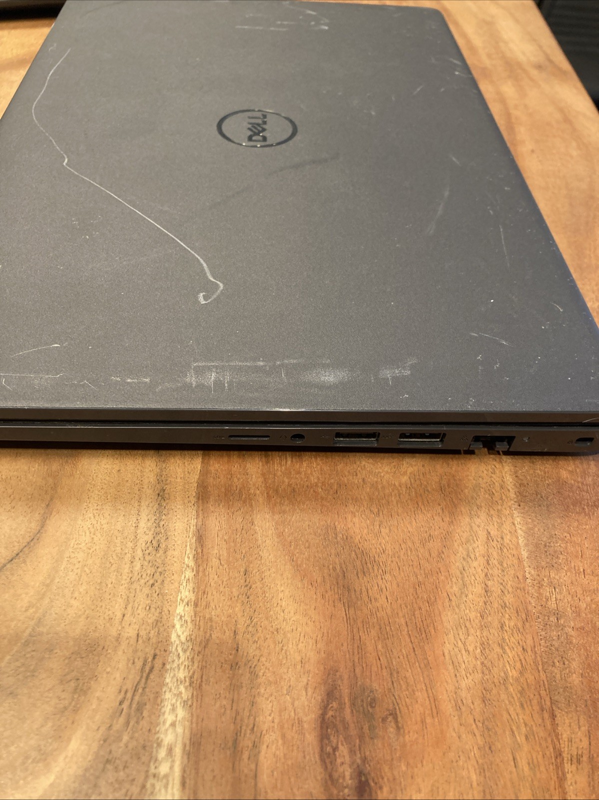 Dell Latitude 3410 Laptop Intel Core i5-10210u 8GB RAM No HDD No OS