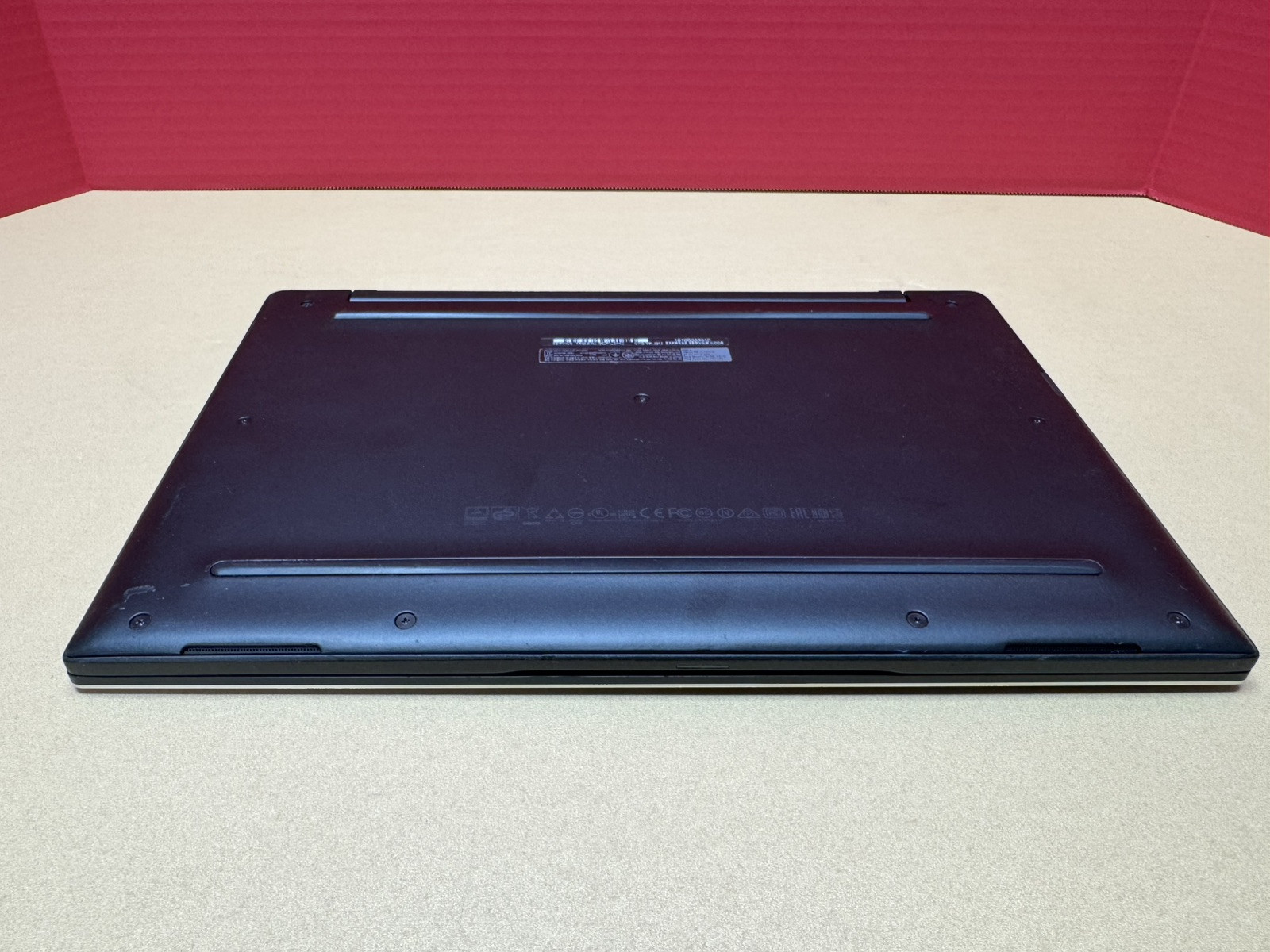 DELL LATITUDE 7370 M7 13” Intel Core M7 1.2GHz 8GB RAM 256GB SSD Windows 11 Pro