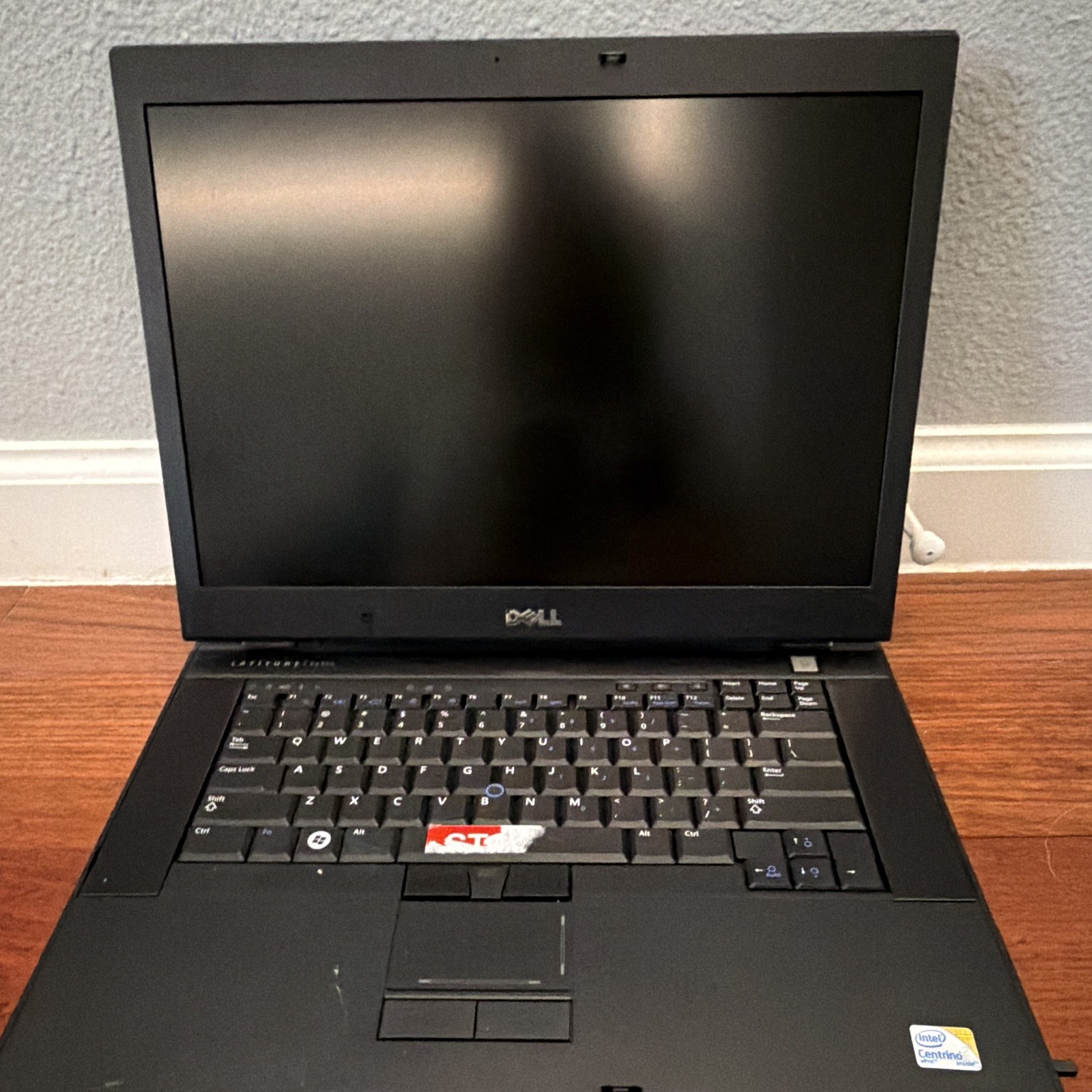 Dell Latitude E6500 15.4″ Laptop Core 2 Duo 2.80GHz 2GB 160GB HDD