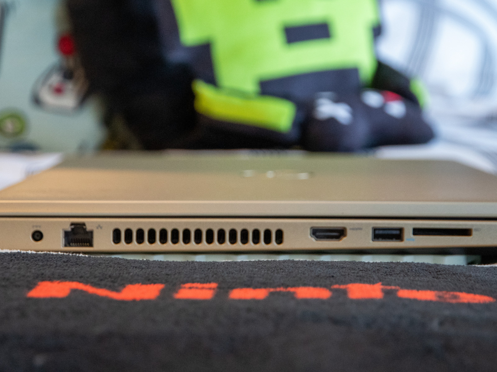 Dell Inspiron 5555 (2016)