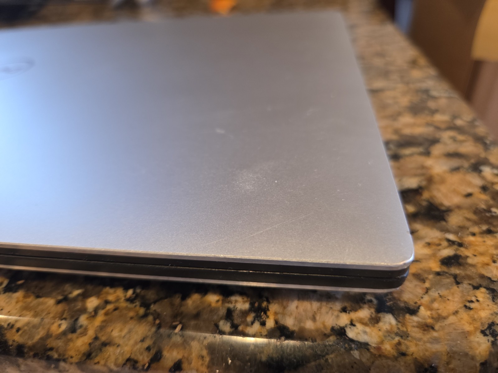 Dell XPS 15 9570 Intel Core i5-8300H 2.3GHz 8GB RAM 256GB NVMe