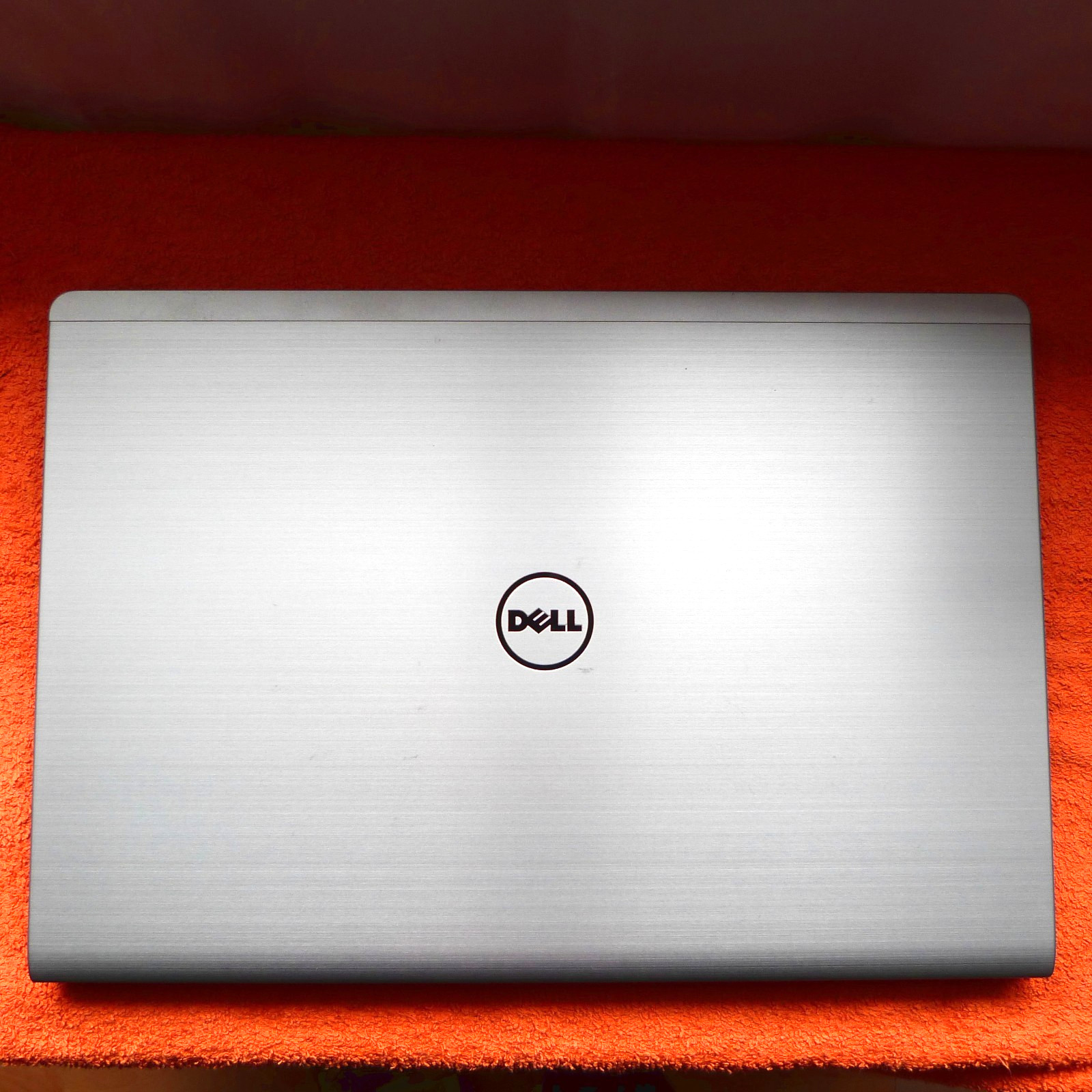 Dell 5748 METAL 17″ PREMIUM l SSD Windows 11 l MaxxAudio PROSound HDMI USB3