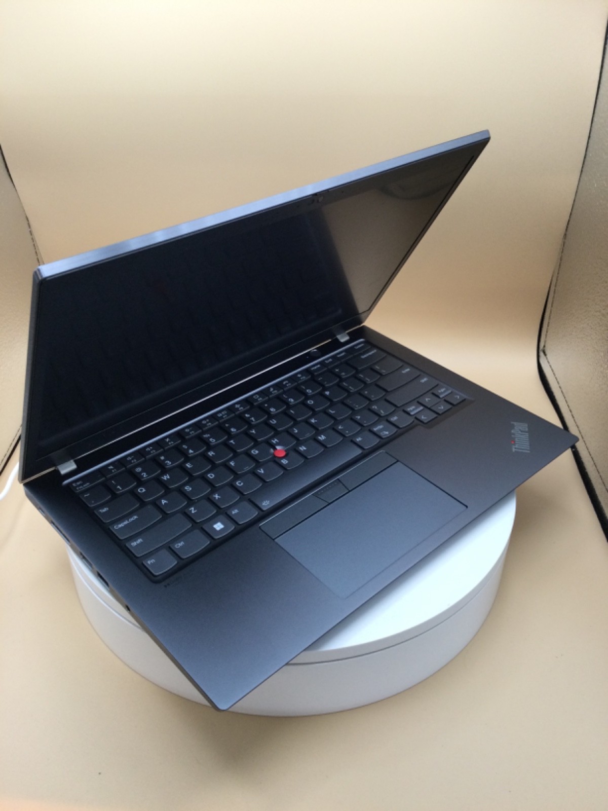 Lenovo ThinkPad T14s G2 14″ Laptop i5-1135G7 16GB RAM 512GB SSD W11Pro Used