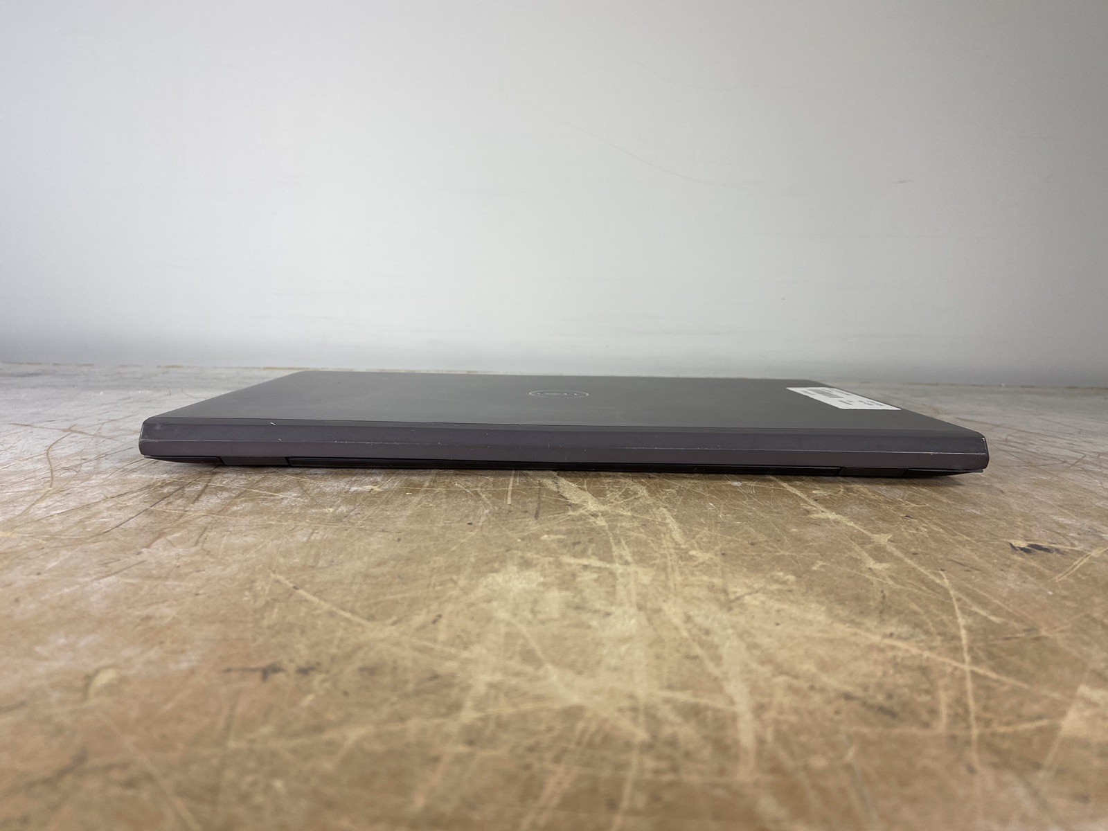 DELL VOSTRO 5402 i7-1165G7 @ 2.80GHz, 8GB RAM, NO HDD/OS – (FOR PARTS)