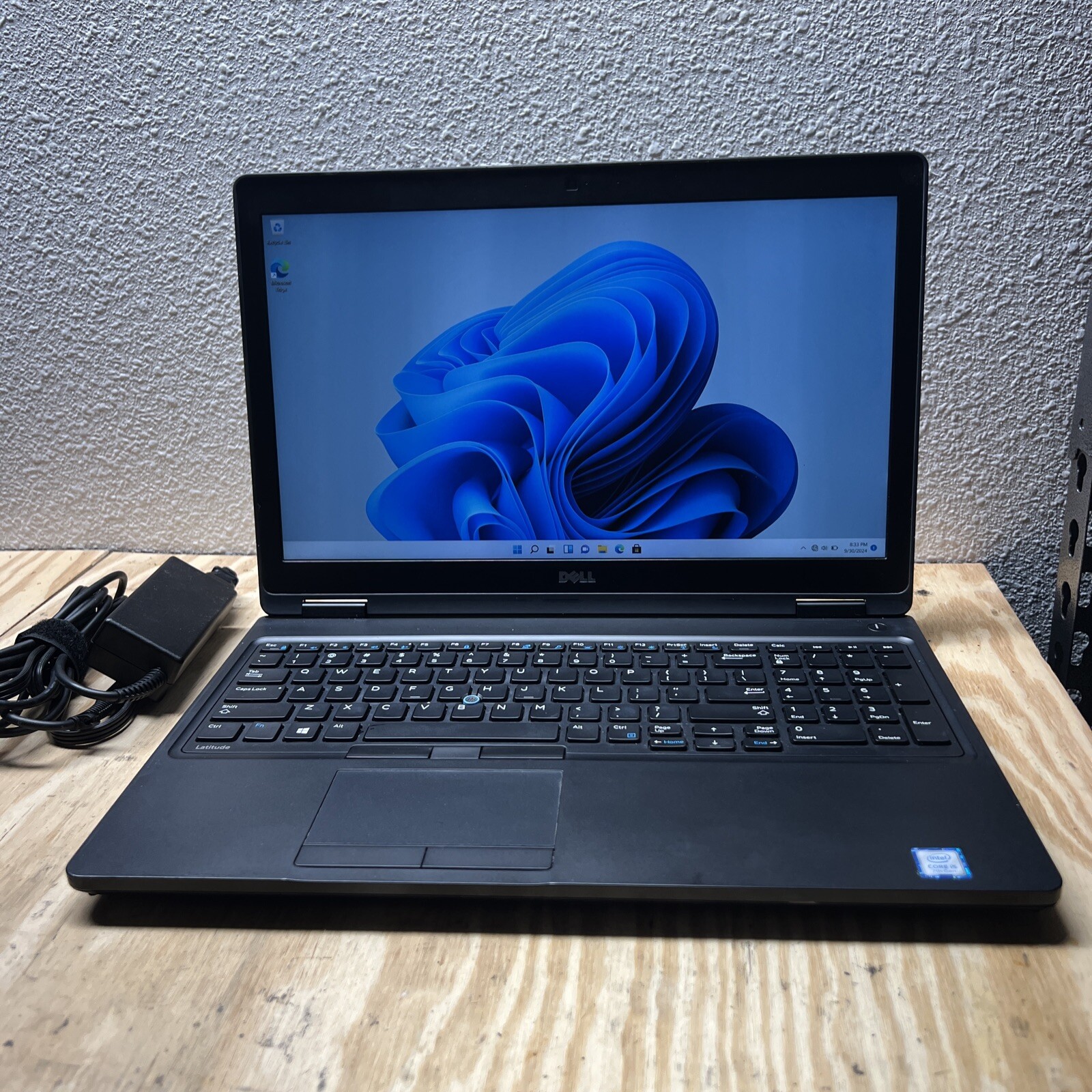 Dell Latitude 5580 i5-7440HQ 2.8GHz 16GB 16GB WIN 11 PRO 15″ Laptop. Read