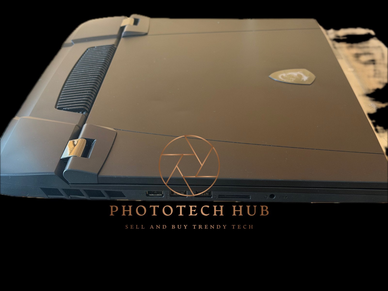 Gaming Editing Notebook MSI Titan GT77HX 13VI-042US RTX 4090 128GB RAM 4TB SSD