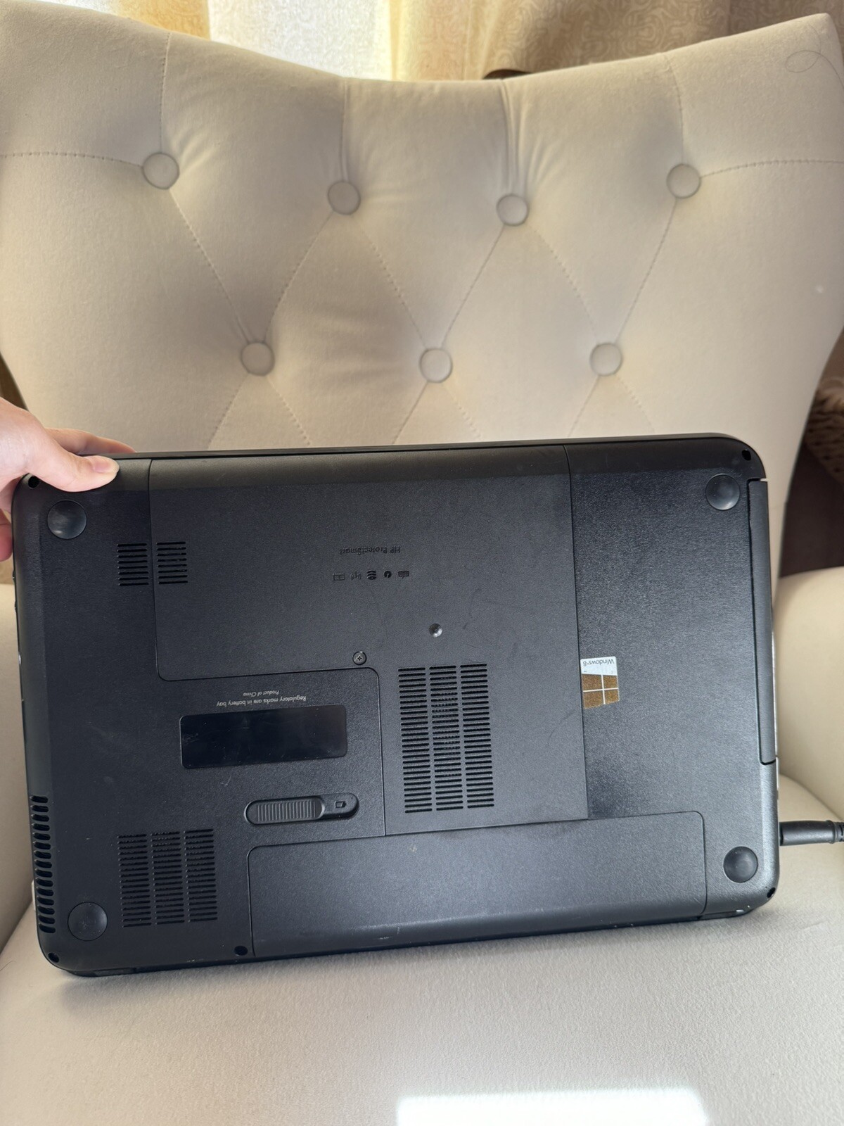Hp Laptop Pavilion G4 4gb AMD Radeon HD 7520G Used With Battery
