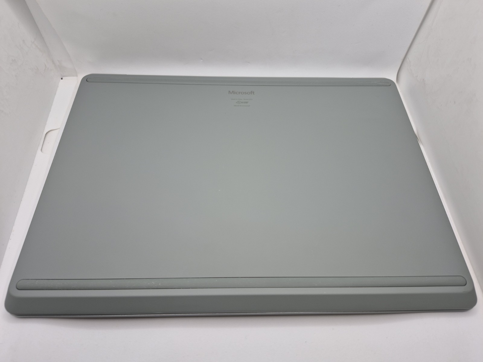 Microsoft Surface Laptop Go 3 12.4″ 8GB RAM – 256GB SSD Sage Cycle 101
