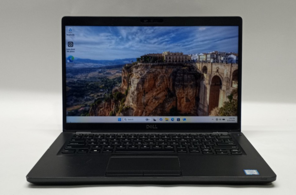 Dell Latitude 5400 14″FHD i5-8365U@1.6GHz 8GB RAM 256GB NVMe Win 11 Pro WH882!