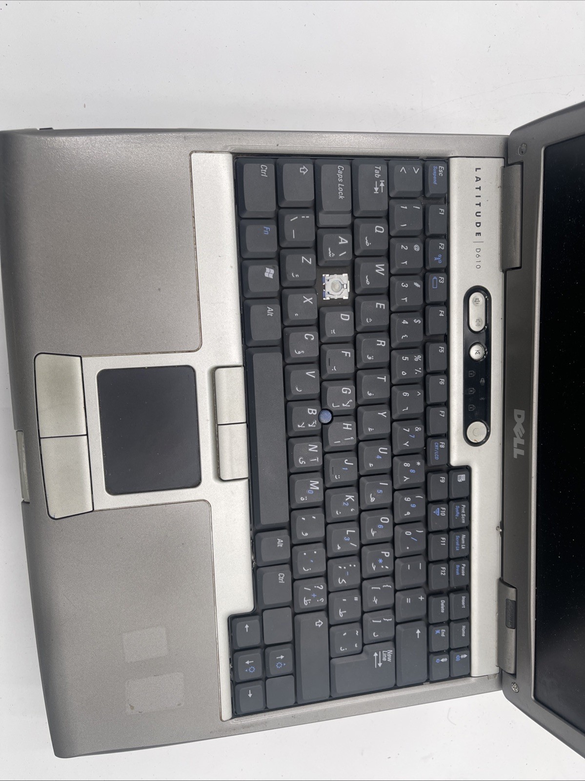 Dell Latitude D610 Pentium M 1.73Ghz 14″ Laptop w/512 Mb RAM ,DVDRW / NO HDD