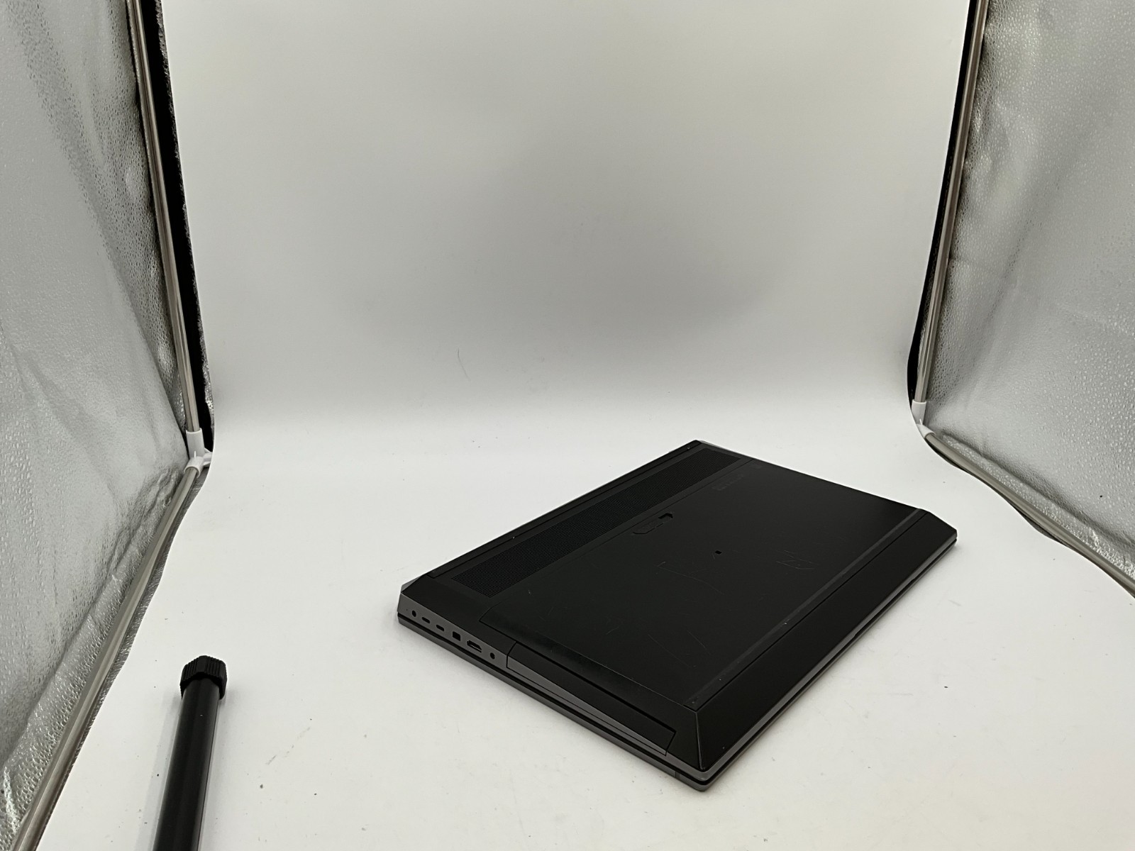 HP ZBook 17 G5 5JQ94US i7-8850H 2.60g 32GB 1tb/512 Win11 laptop 5CD9165YZV