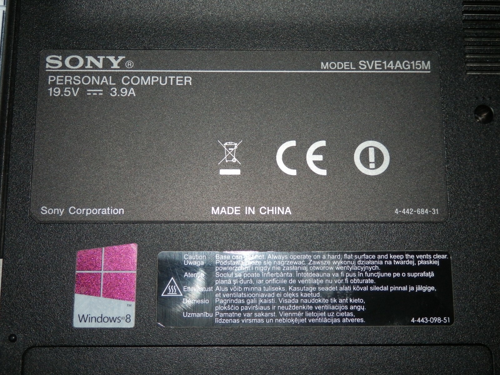 SONY Laptop SVE14AG15M, Intel Core i3-3110M, 14″ Zoll AMD Radeon, Unvollständig