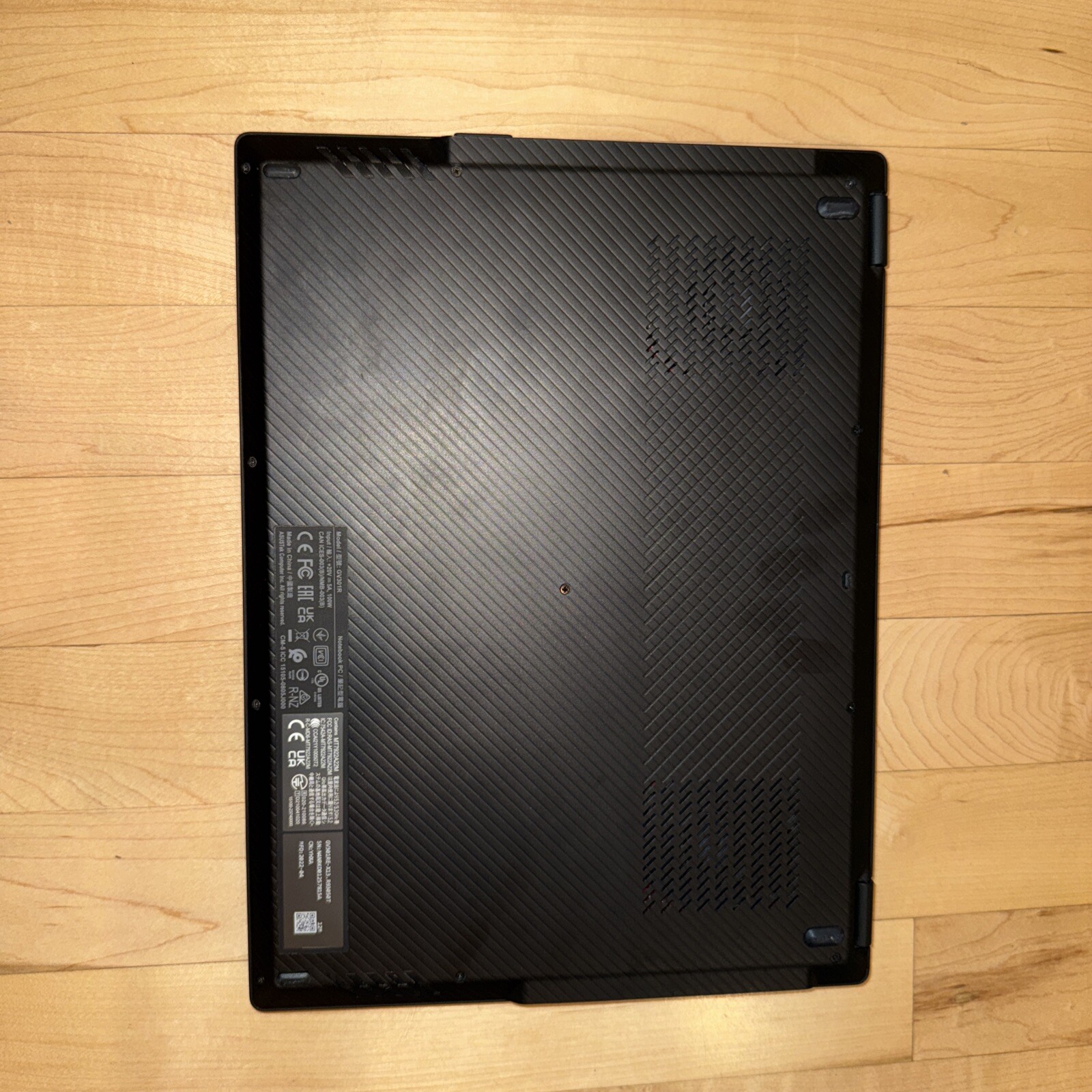 Asus ROG Flow Gaming Laptop X13 Ryzen 9 6900HS/16GB RAM/1TB SSD/RTX3050 Win11