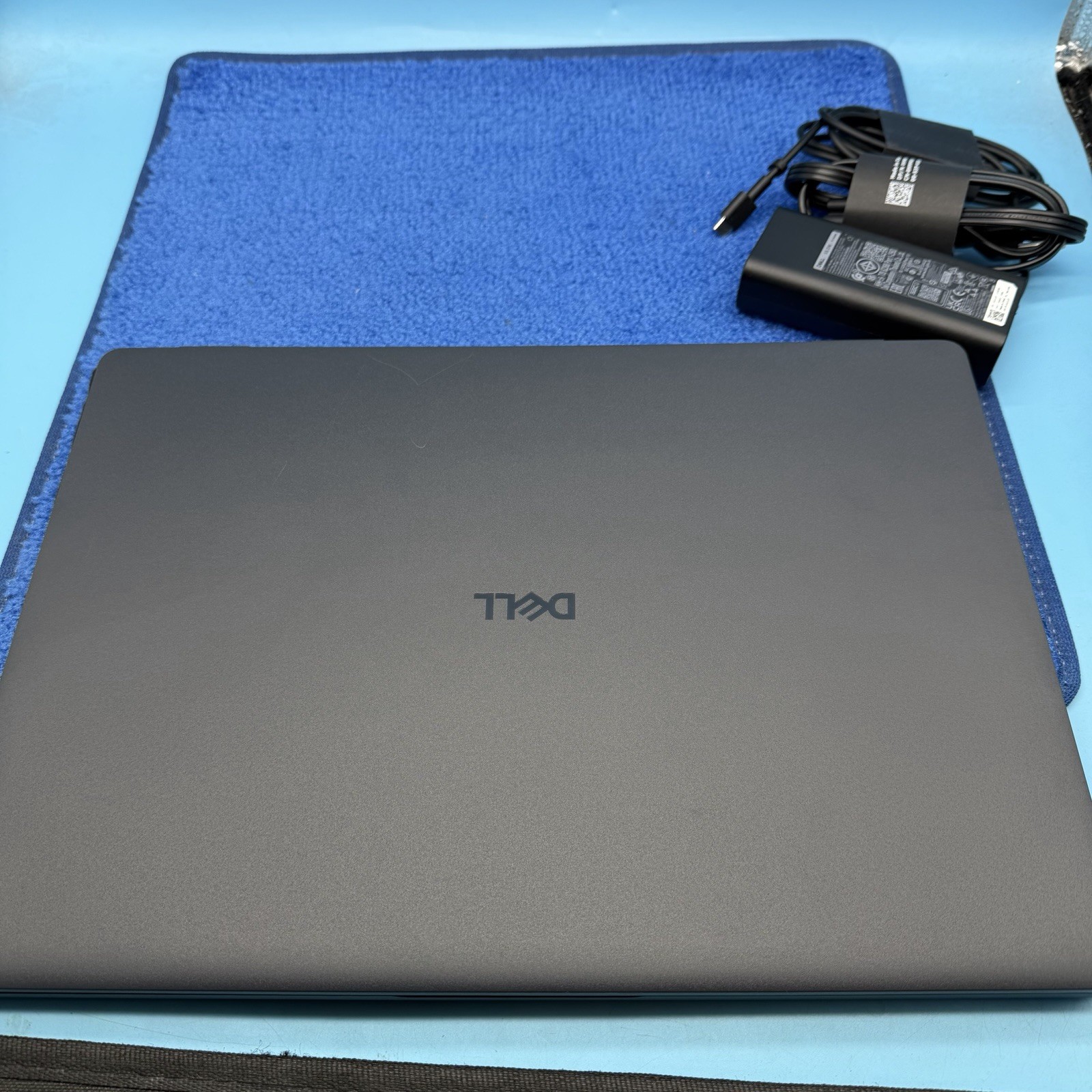 Dell Pro 16 PC16255 16″ PC Notebook – AMD Ryzen 5 220, 8 GB, 256 GB – Scratched