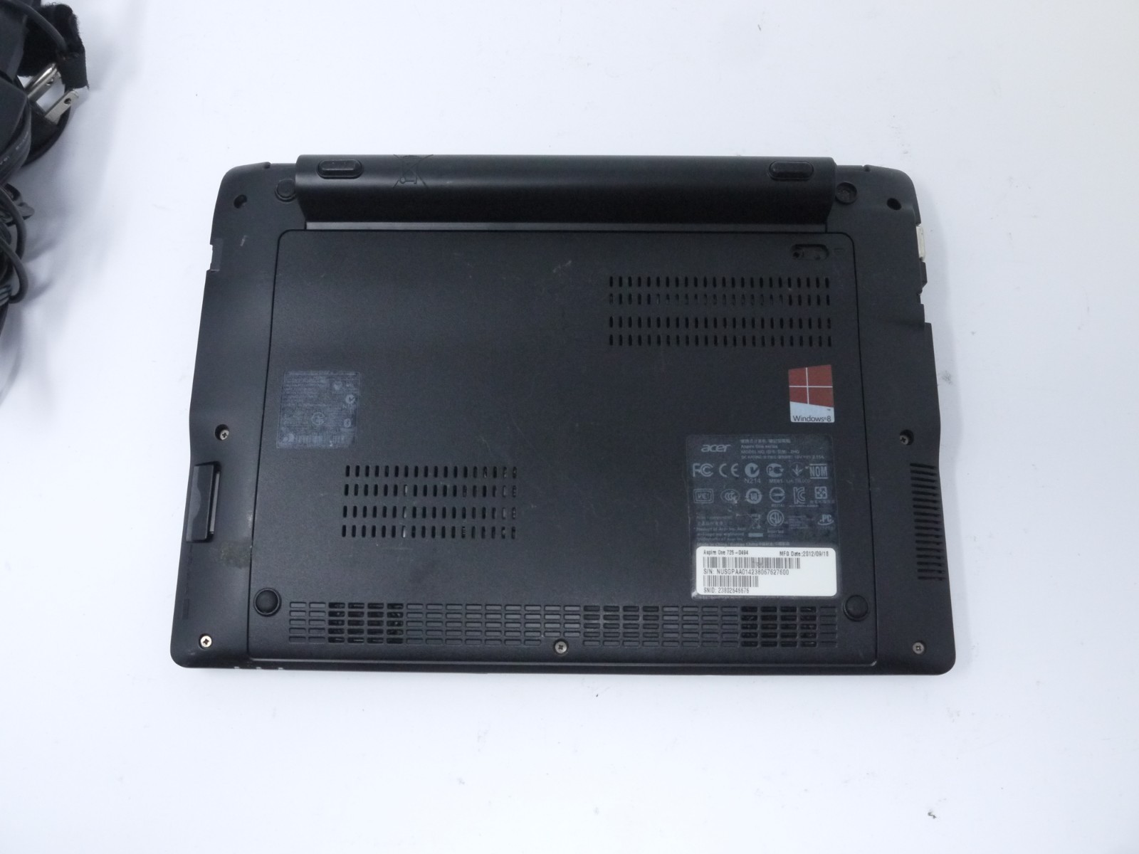 Acer Aspire 725-0494 11.6″ Netbook – C-70 / 4GB / 160GB / Win10 – New Battery