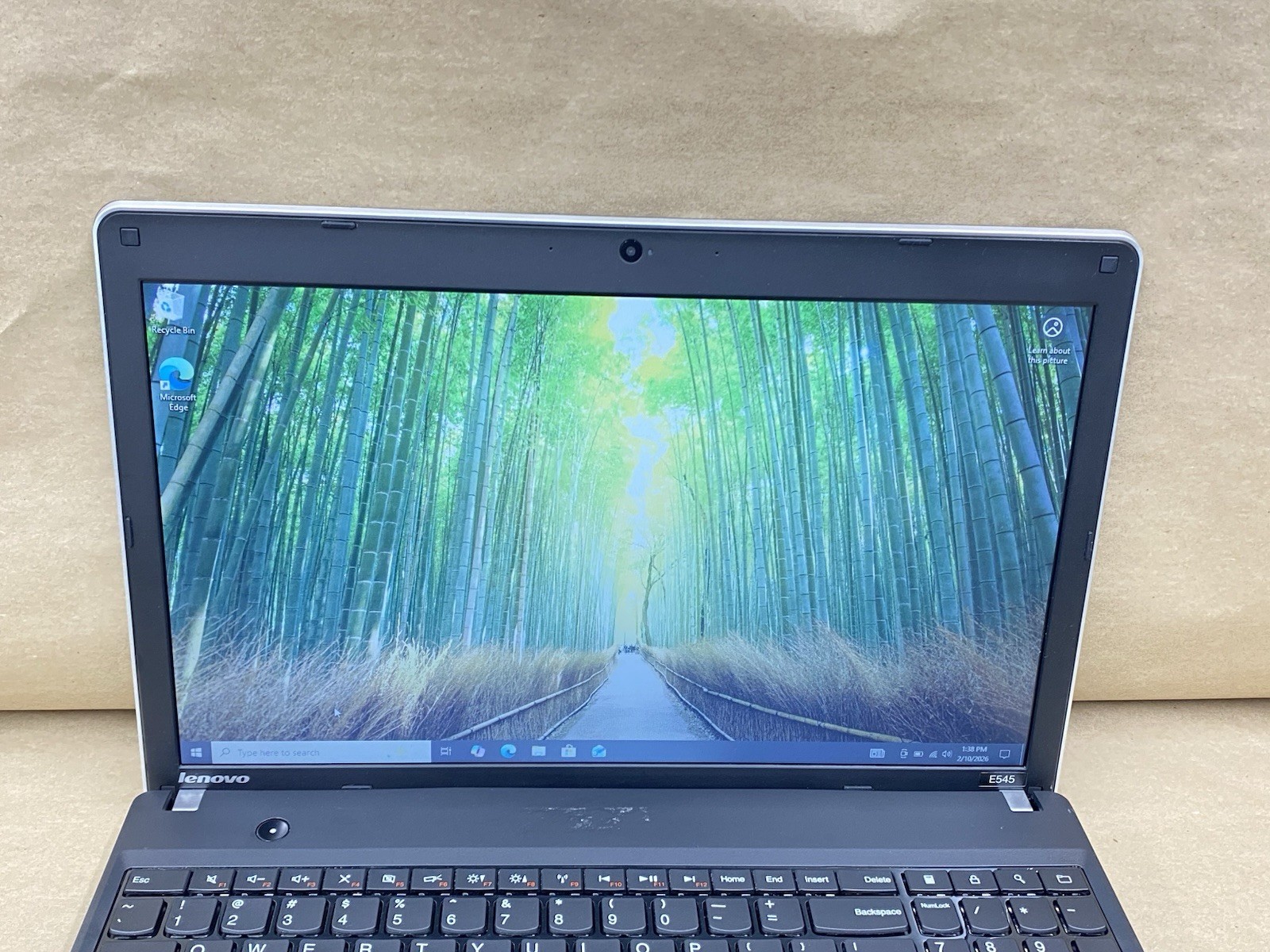 Lenovo E545 – 16″ 1366×768 – AMD A6-5350M – 8GB – 128GB SSD – Win 10 Pro