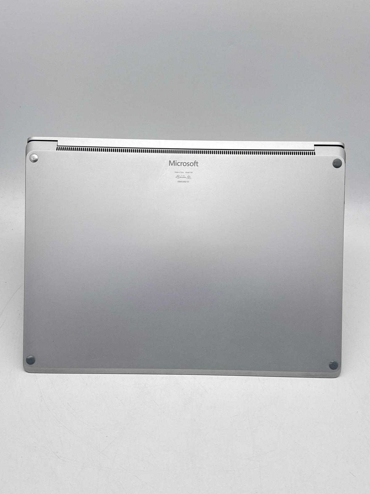 Microsoft Surface Laptop 2 1769 Core i5 8GB 256GB Platinum – Service Battery