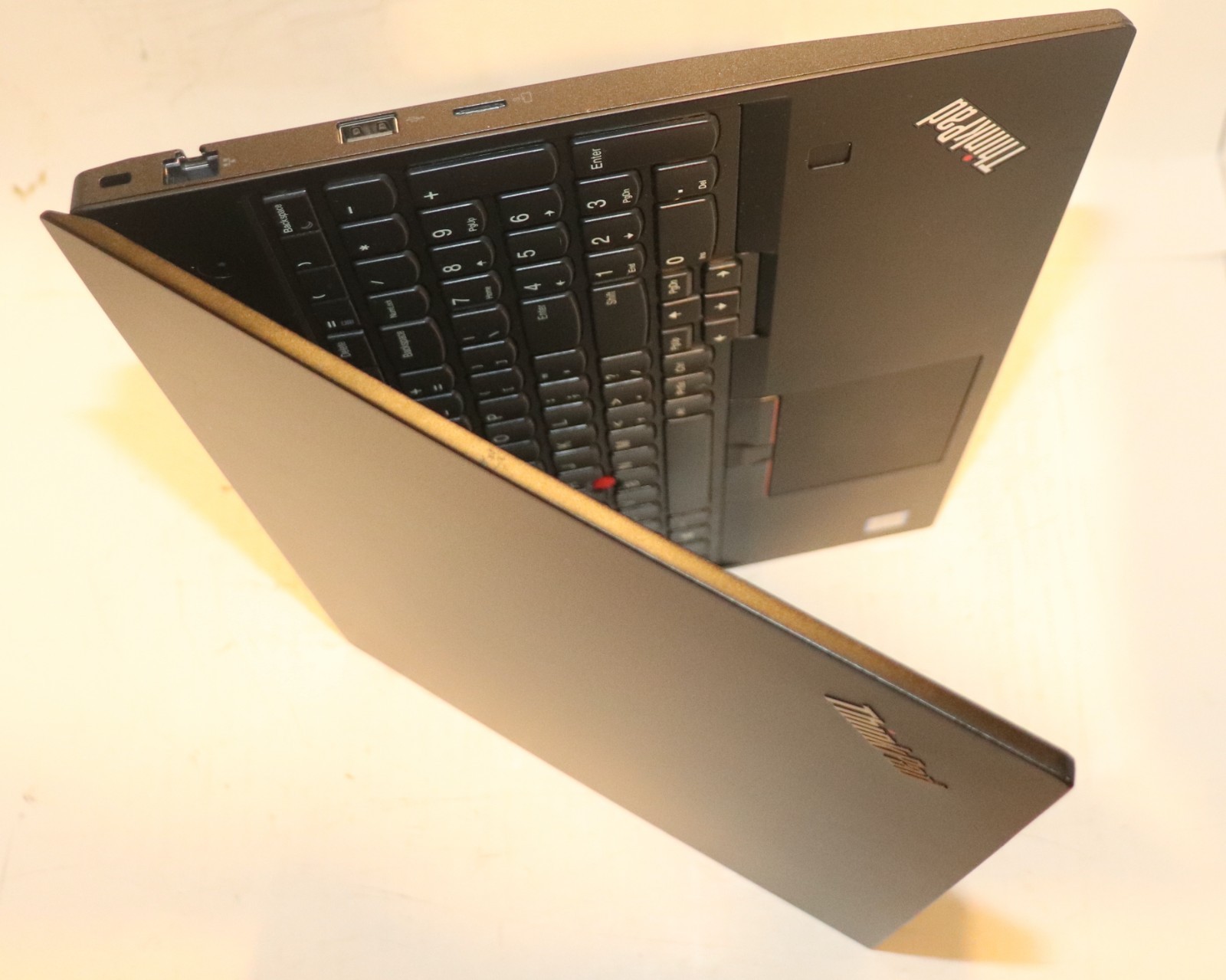 Lenovo ThinkPad E580|Intel Core i5@2.50 GHz|16GB RAM|256GB SSD|Win11|Webcam