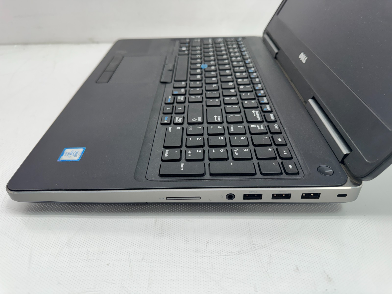 Dell Precision 7520 Intel i7-6820HQ@2.7Ghz 16GB 240G 2.5″SSD M2200 W/AC *READ*