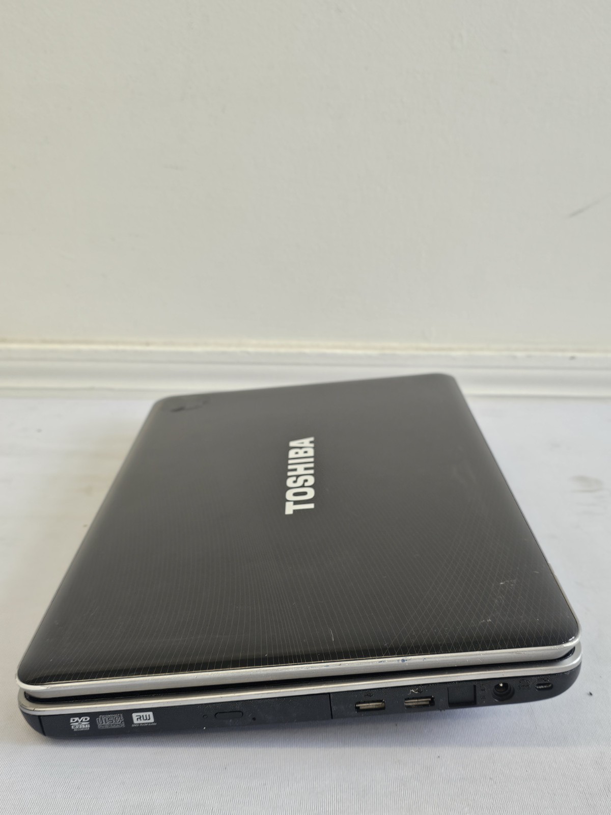 Toshiba Satellite A505-S6980 Laptop – Intel Duo T6600 – BAD BATT – Parts – READ