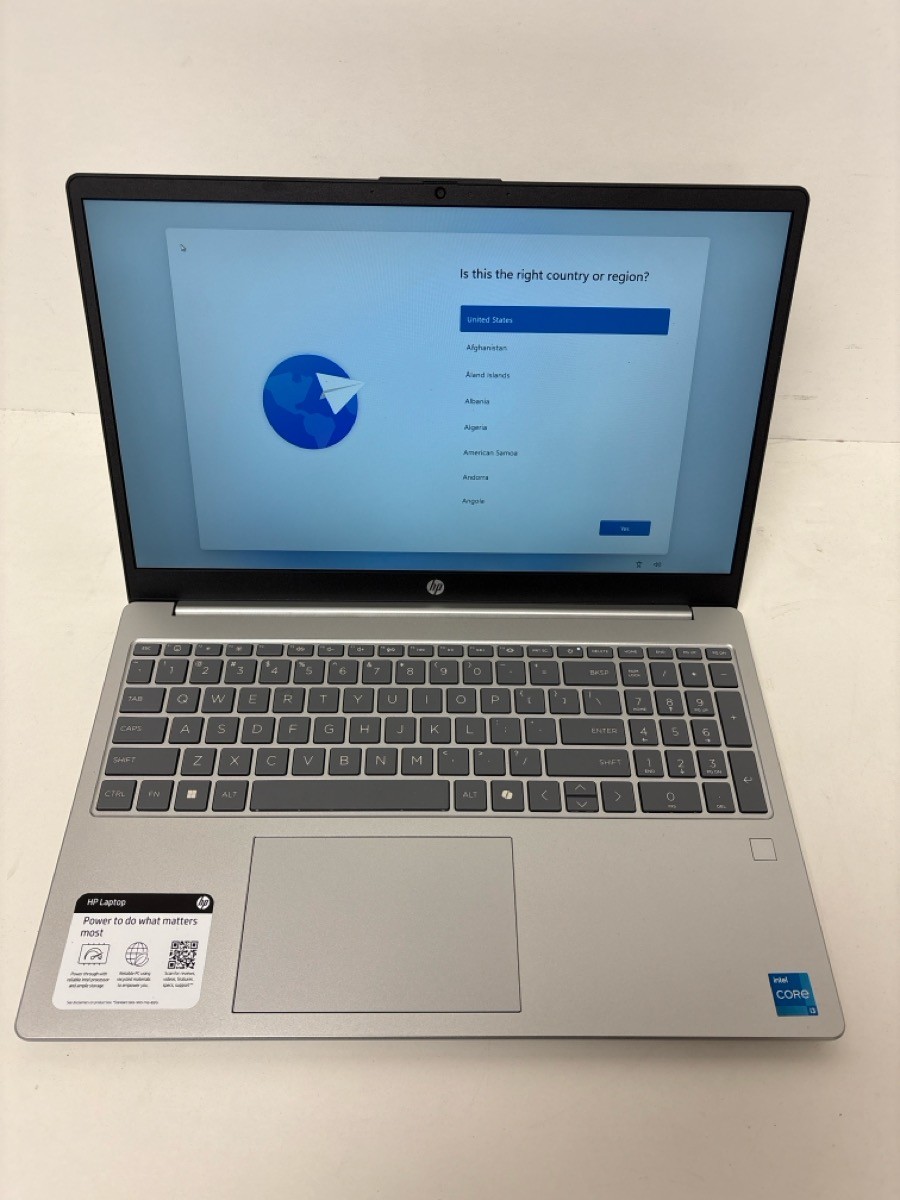 WIN11 3.8GHZ 128GBSSD 8GMRAM (P08035723)