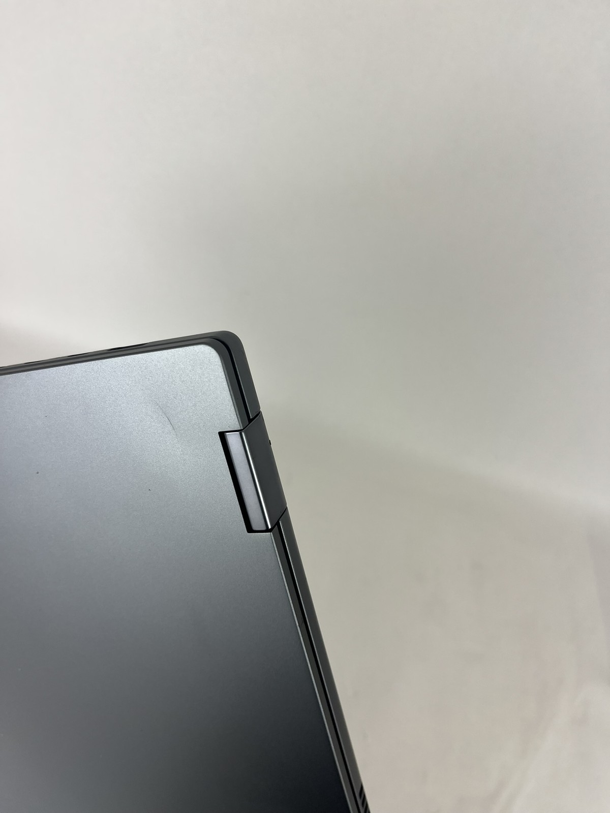 Ideapad 5 2-in-1 16IRU9 16in FHD Intel Core 5 120U 1.4GHz 16GB RAM 512GB SSD