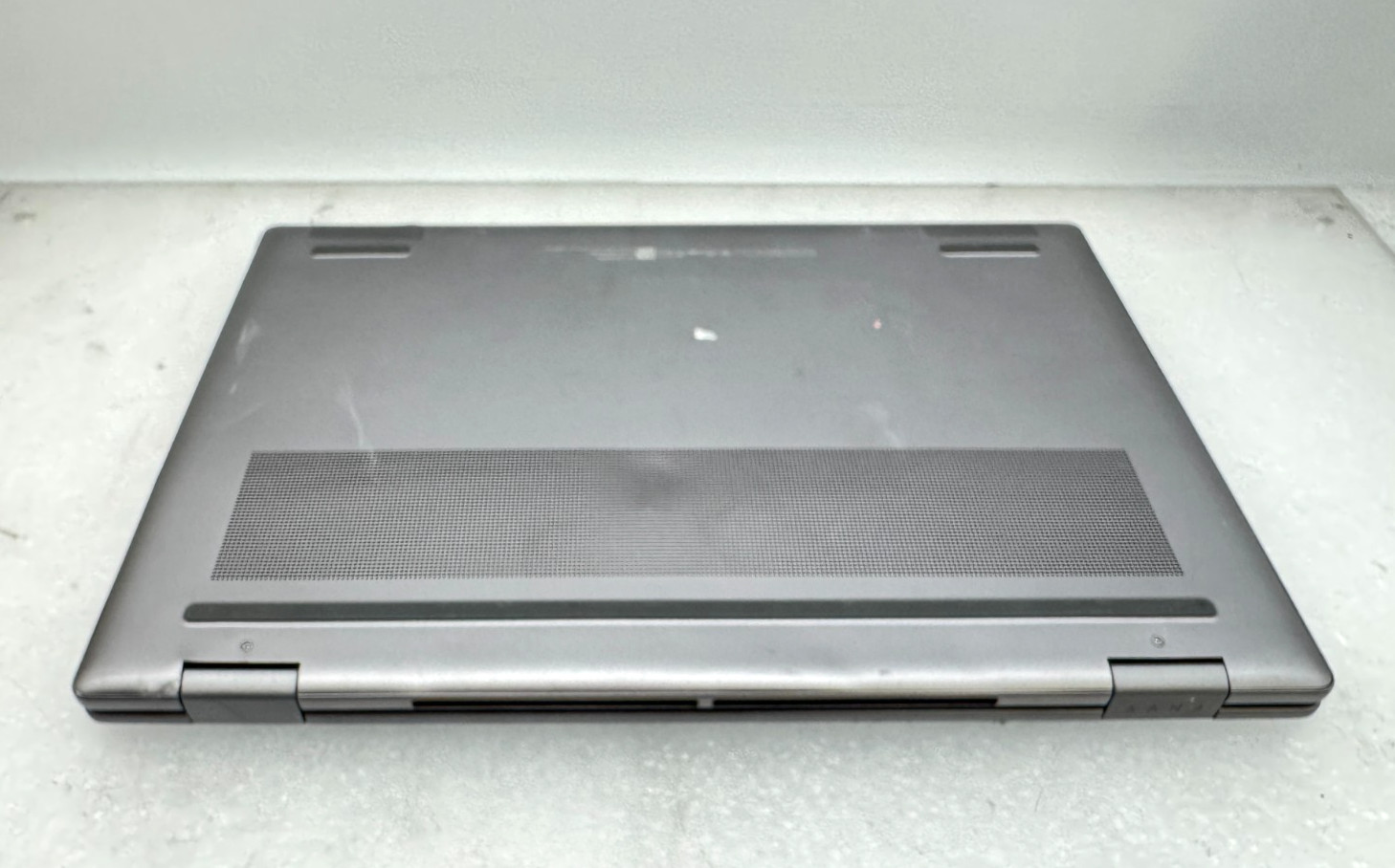 HP ENVY X360 16-ad0013dx Touch AMD Ryzen 5 8640HS@3.50GHz 256G 8G Win11 *Read*