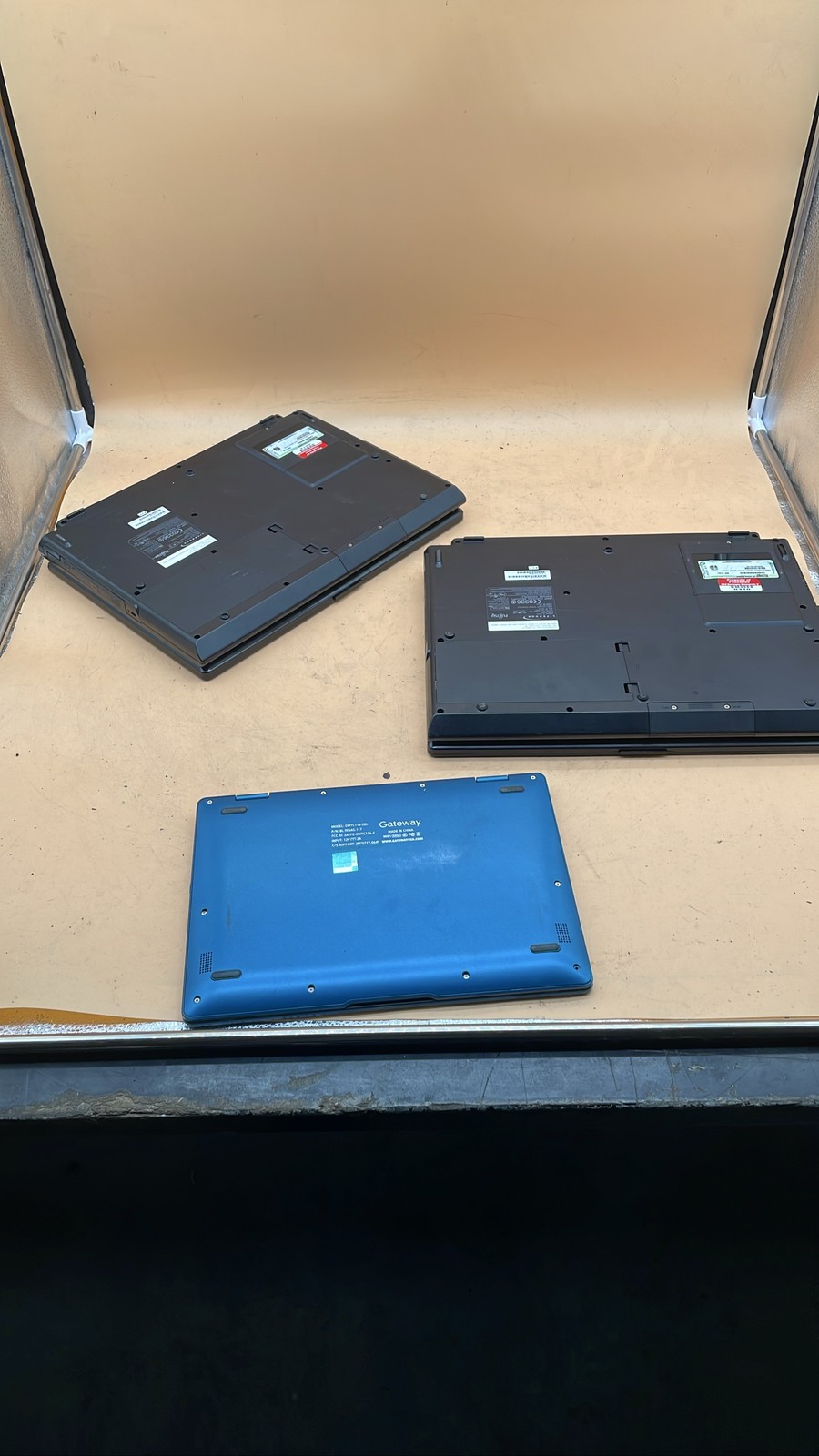 Fujitsu LifeBook N3510 15.4” & Gateway GWTC116-2BL No HDD for Repair Lot of 3