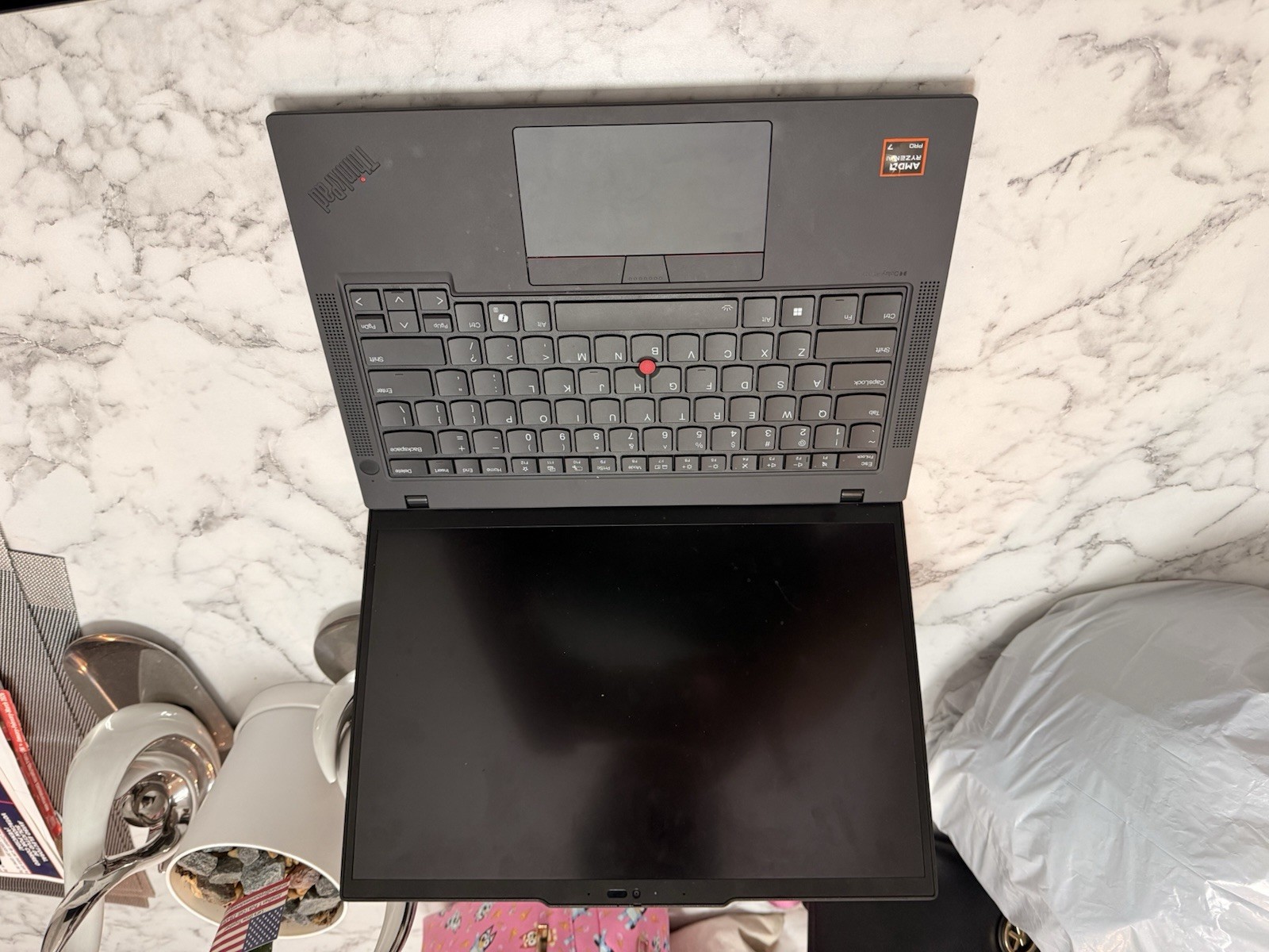 Lenovo ThinkPad T14 Gen 6 14in Ryzen 7 PRO 32GB 1TB SSD Touch Win 11 Pro