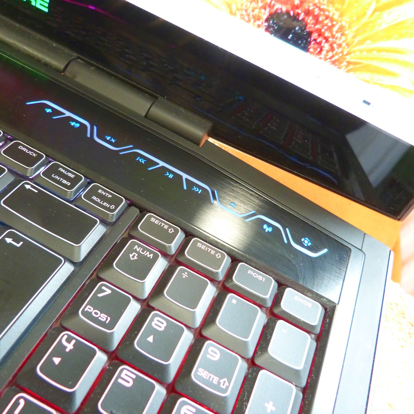 Alienware M18x R2 HIGH END FULLHD I 2TB SSD Windows 11 l 16GB RAM NEW l Core i7
