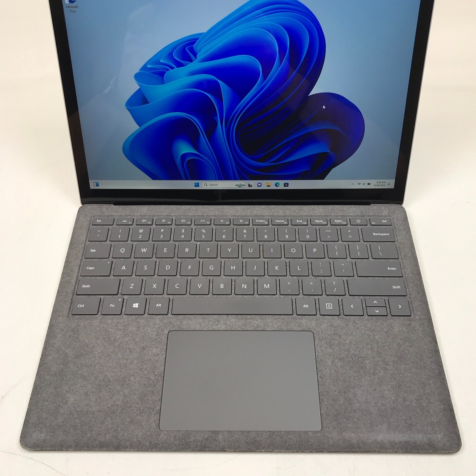 Microsoft Surface Laptop 3 Intel i7-1065G7 16GB RAM 256 GB SSD Win 11 Pro