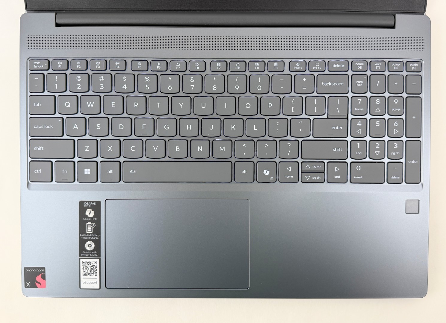 Lenovo IdeaPad Slim 3x 15Q8X10 15.3″ WUXGA Touch Snapdragon X 16GB 1TB SSD W11H