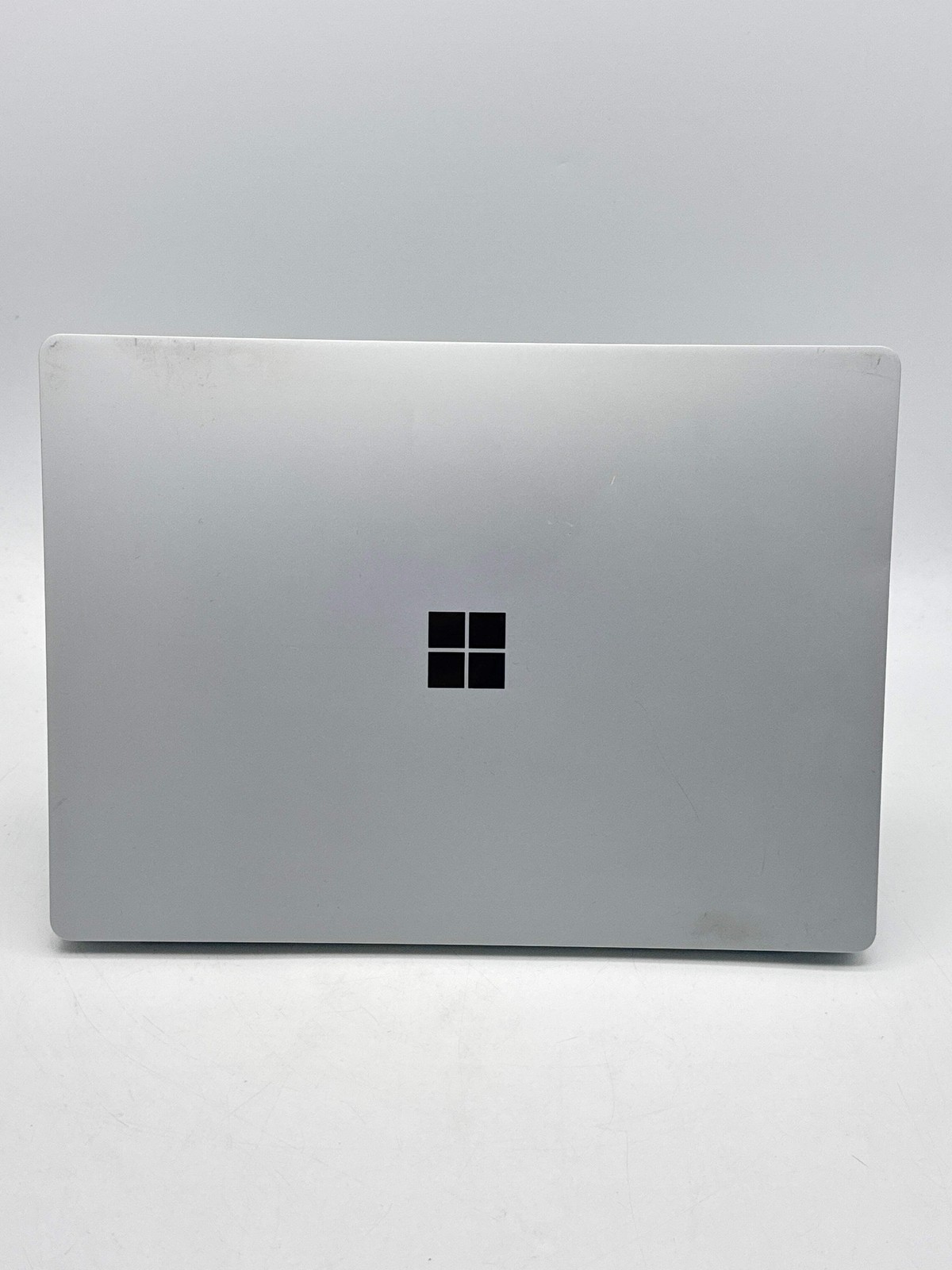 Microsoft Surface Laptop 2 1769 Core i5 8GB 256GB Platinum – Service Battery