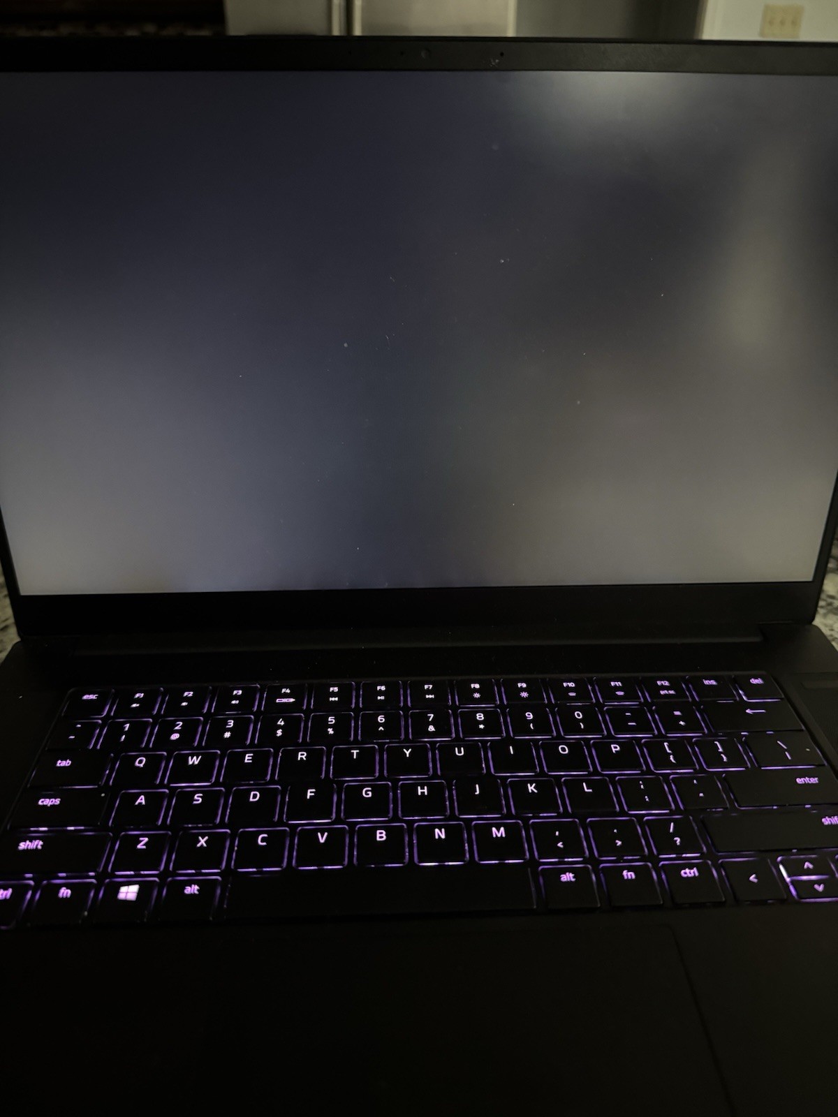Razer Blade 15.6 Intel Core i7 10th Gen 10750H, 16GB, 512GB SSD, RTX2060 Perfect