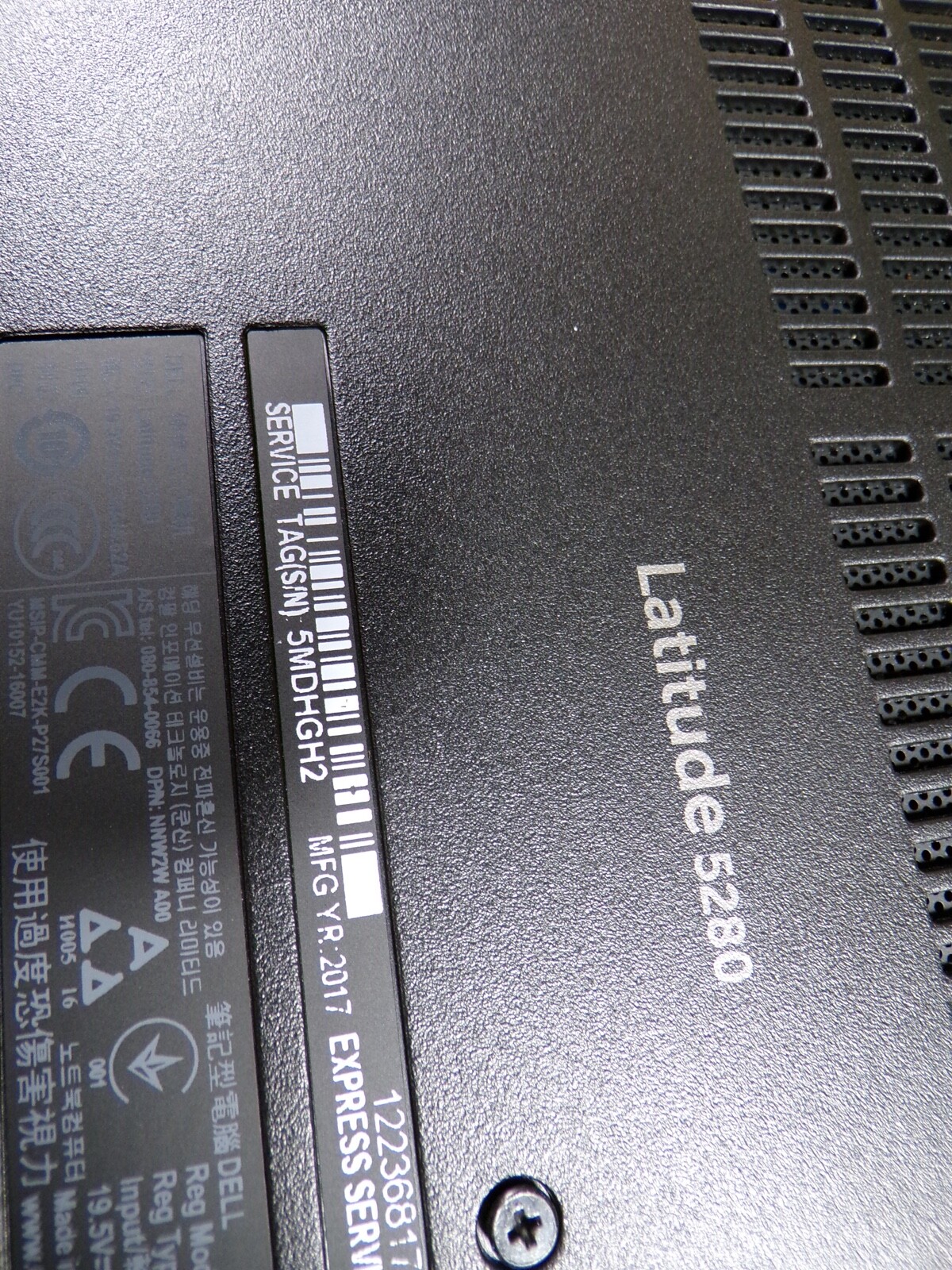 DELL LATITUDE 5280 INTEL CORE i3-7100U 2.40GHZ 4GB RAM **NO HD/ NO CADDIE