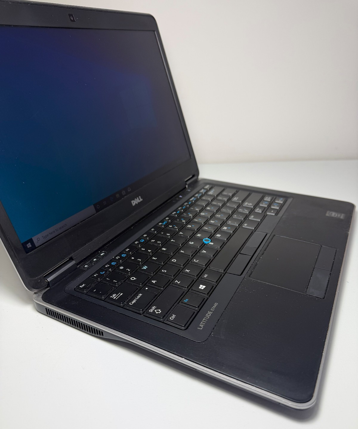Dell Latitude E7440 / 14′ / i5-4300U @ 1.90GHz / 4GB / 512SSD / WIN10 Pro