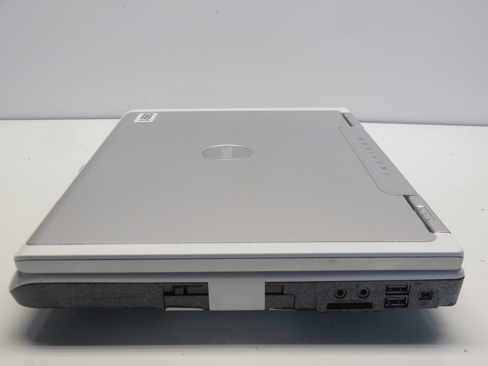 Dell Inspiron E1505 Intel Core 2 Duo Processor 1.00GHz 1GB 500 GB WIN XP NO BAT