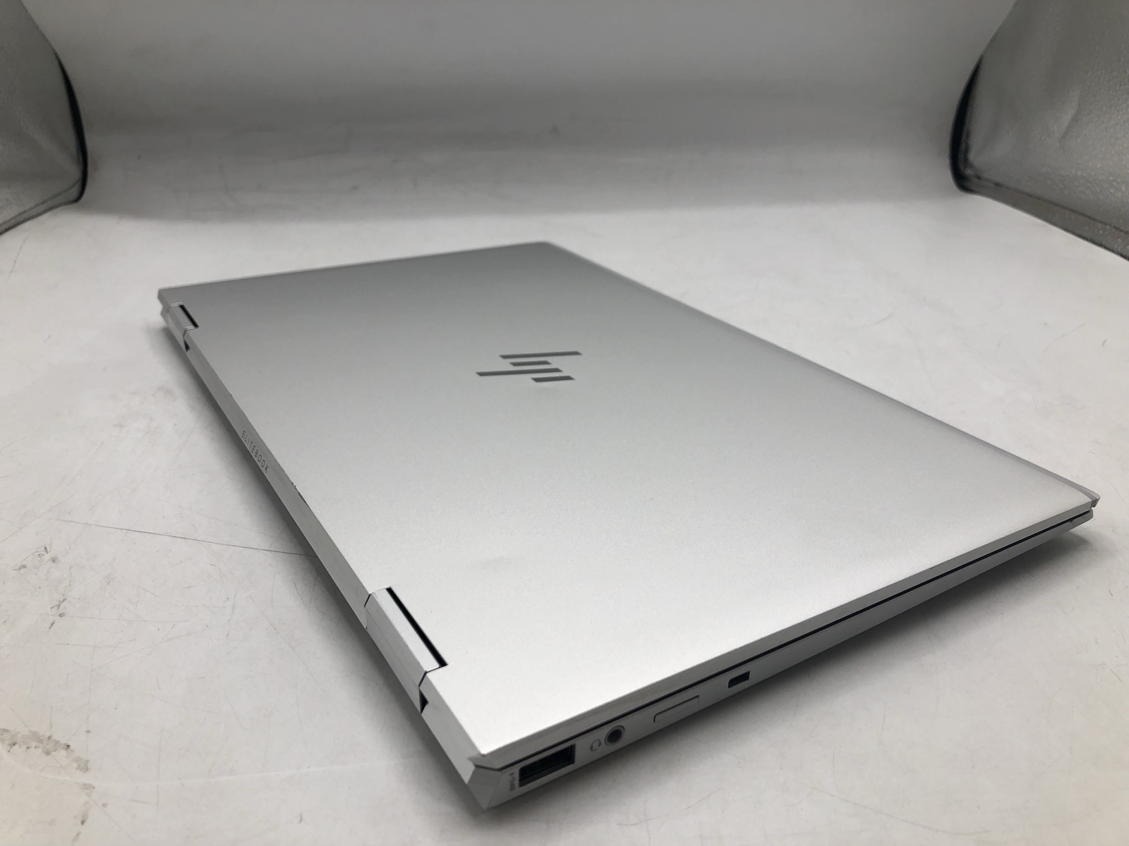 HP Elitebook x360 1040 G8 – I7 14″ Touch 3.0Ghz 16 GB 512GB Grade D