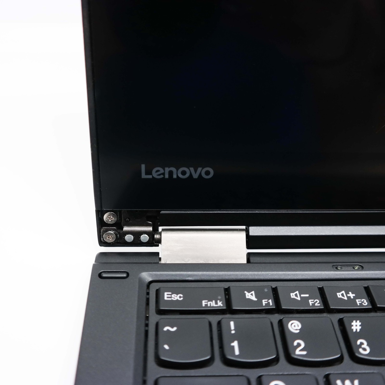 Lenovo Thinkpad Yoga 260 12.5″ i7-6500U 8GB 256GB SSD READ
