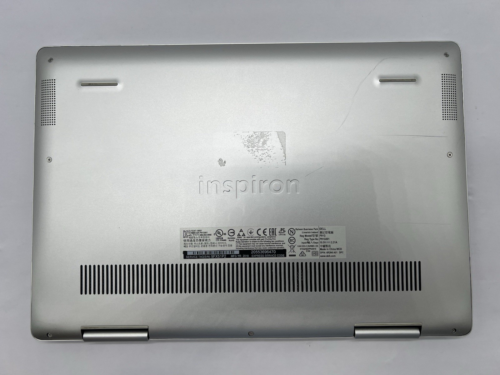 Dell Inspiron 7386, i5-8265U CPU, @ 1.60GHz, 8GB RAM, 256GB NVMe-No OS/Charger