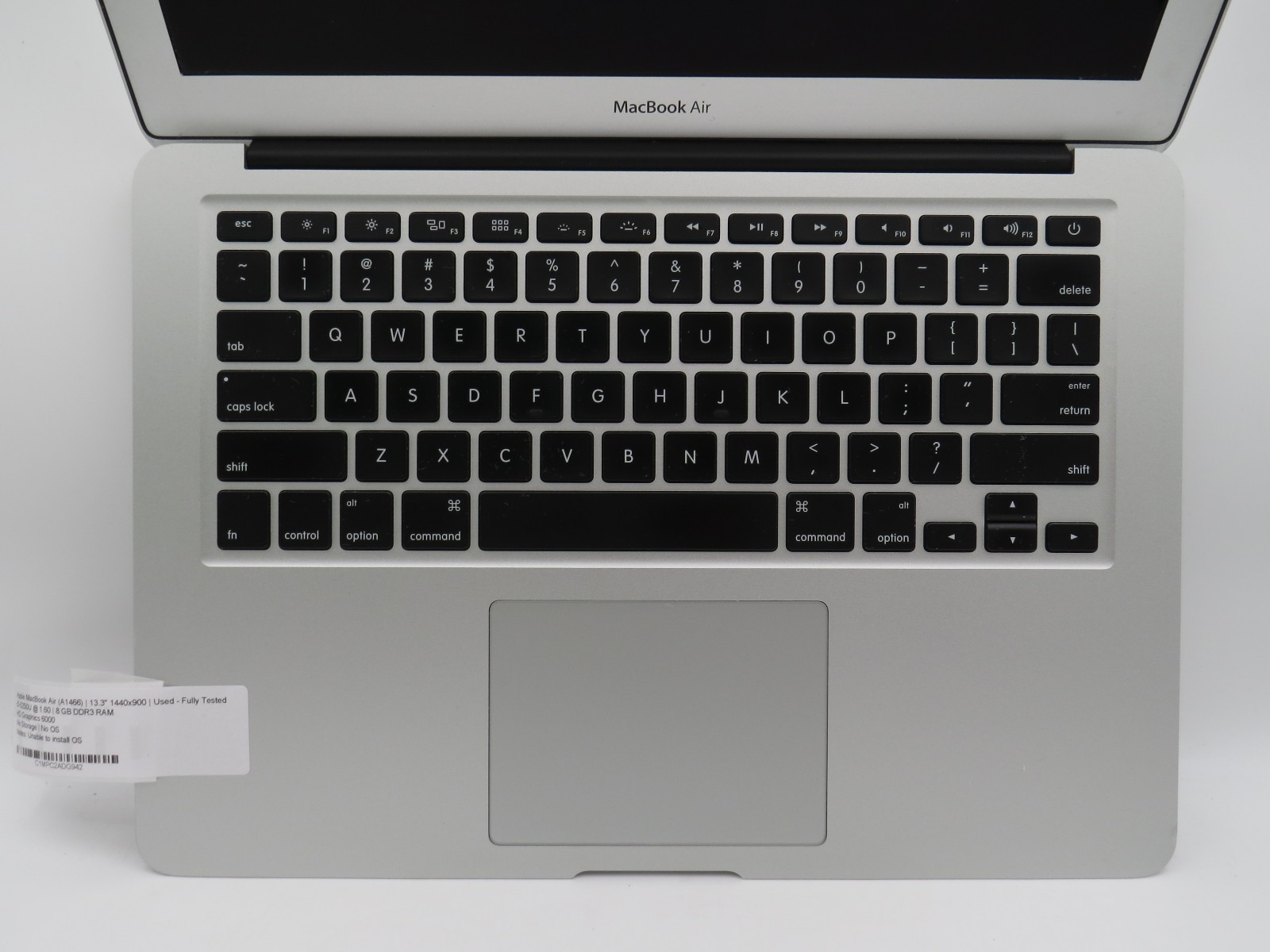 MacBook Air A1466 | i5-5250U @ 1.6GHz | 8GB DDR3 | 13.3″ Display | No HD/OS/AC