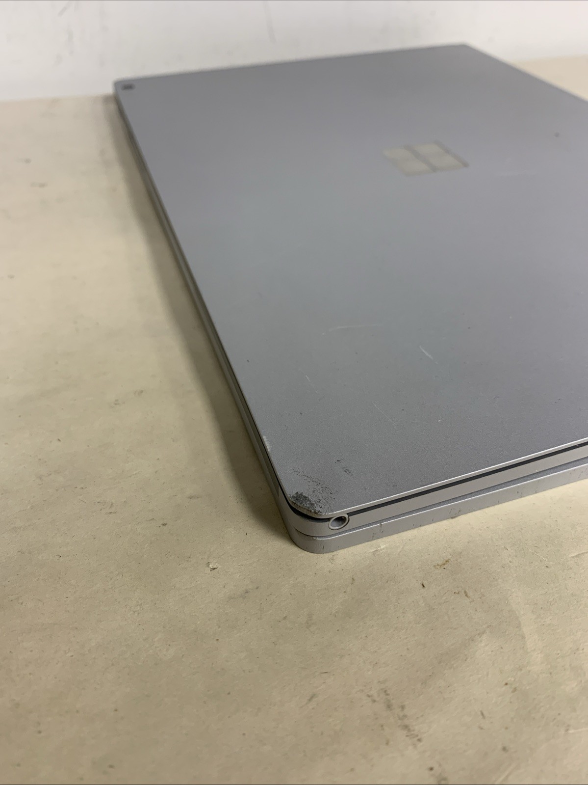 Microsoft Surface Book 2 i5-8350U 8GB RAM 256GB SSD Win11 Pro