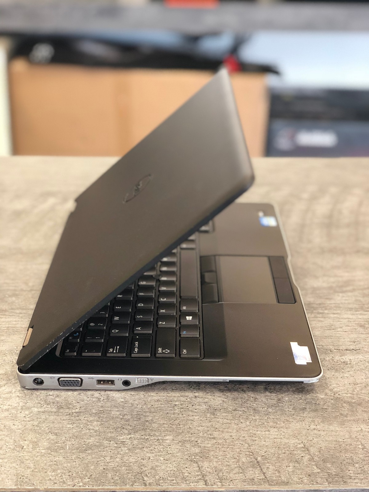 Dell Latitude E6430u 14″ i5 Processor, 512GB SSD, 16GB RAM Windows 7 Slim Light