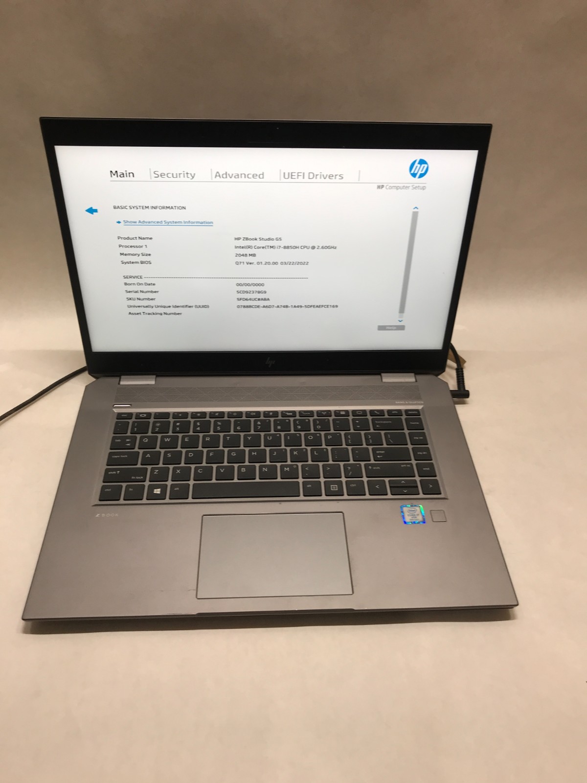 HP ZBook Studio G5 15″ Intel Core i7 8th Gen NO RAM NO SSD/OS For Parts READ -DW