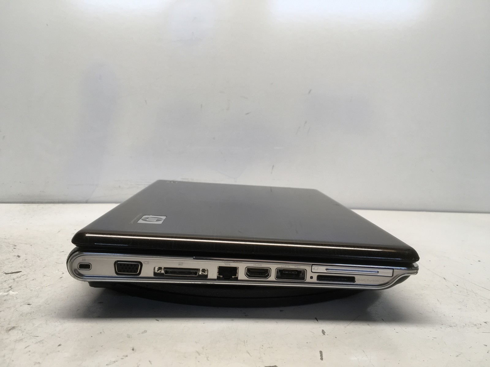HP Pavilion DV4-2165DX Intel i3-M330 2.13GHz 4 GB NO HDD No Batt